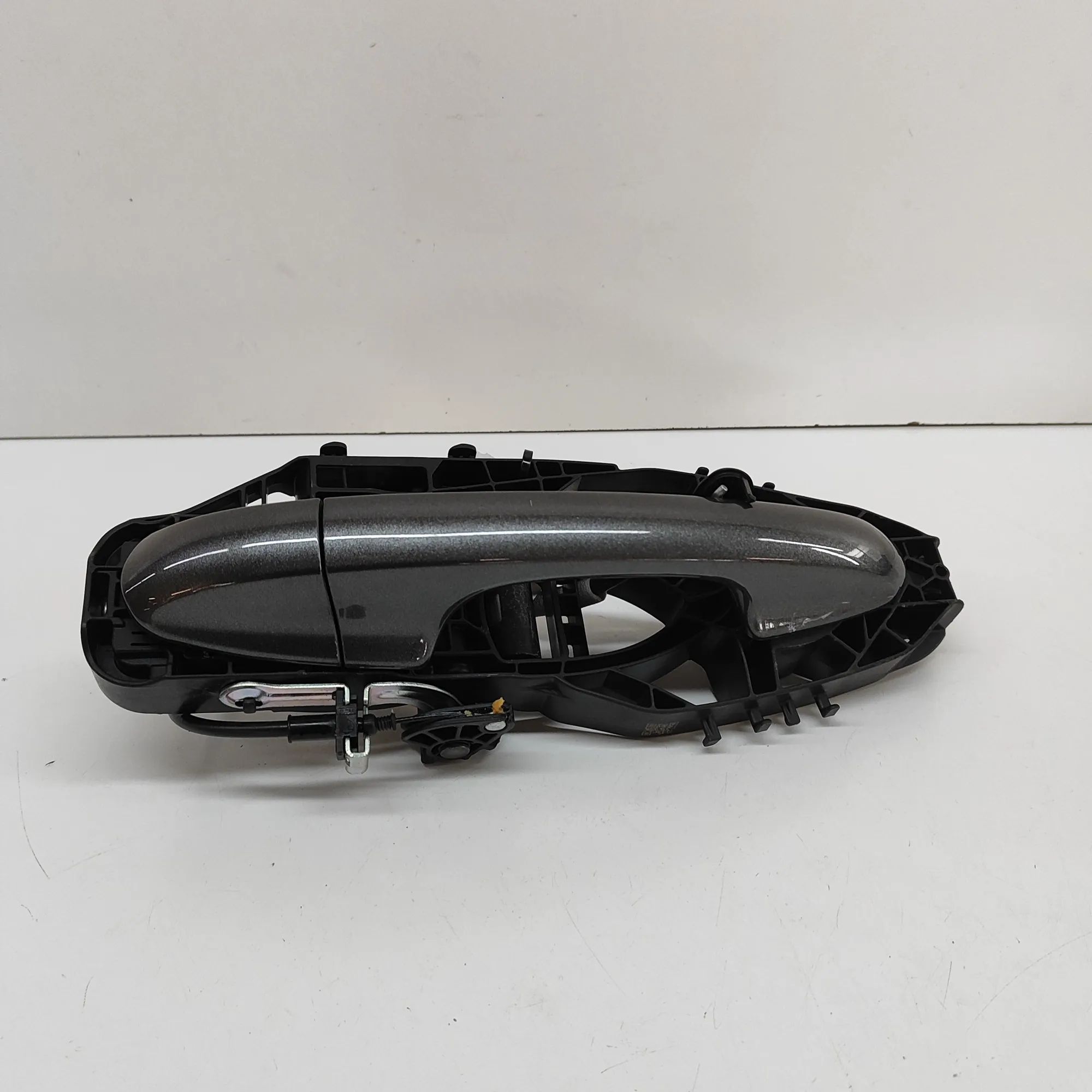 Ford Fiesta Exterior door handle — rear right Exterior door handle — rear right — FORD FIESTA...