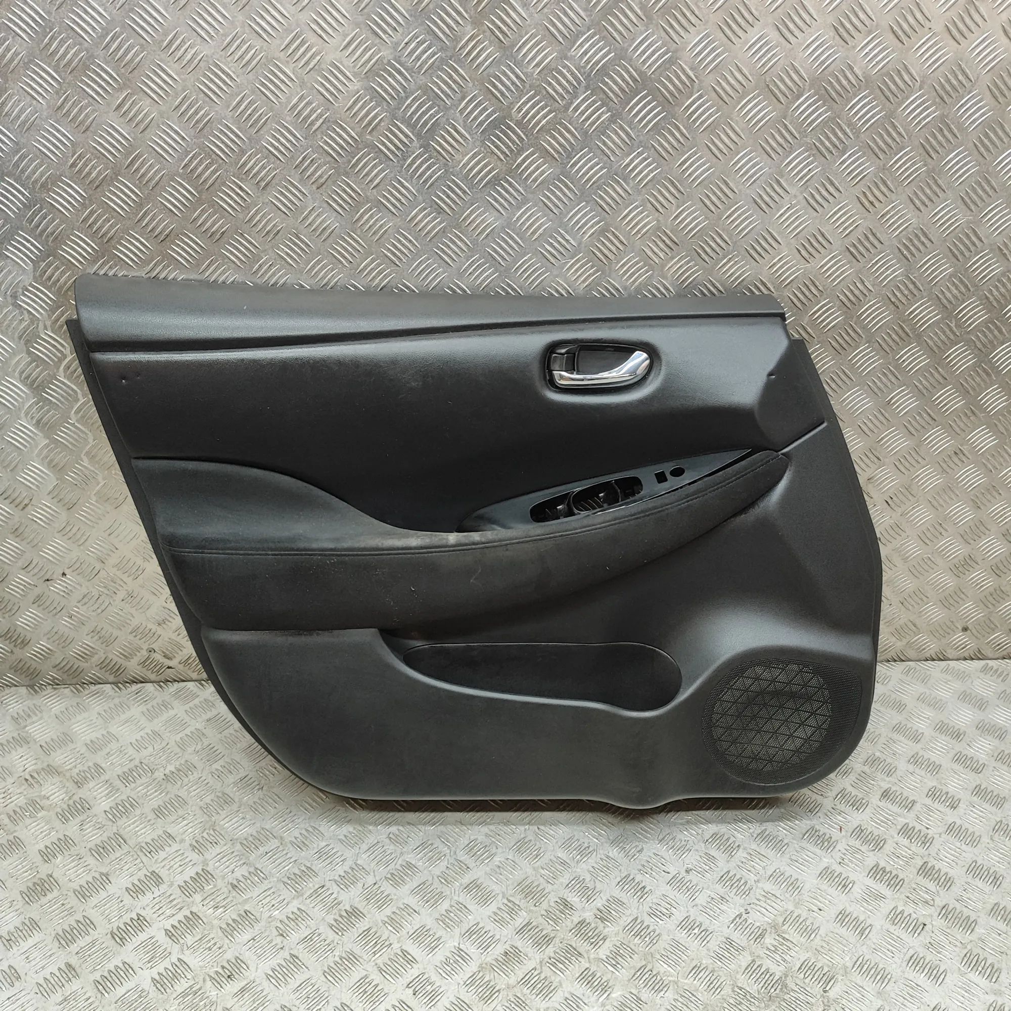 Nissan Leaf Front Left Door Panel Front Left Door Panel — NISSAN LEAF (ZE0) (2010...