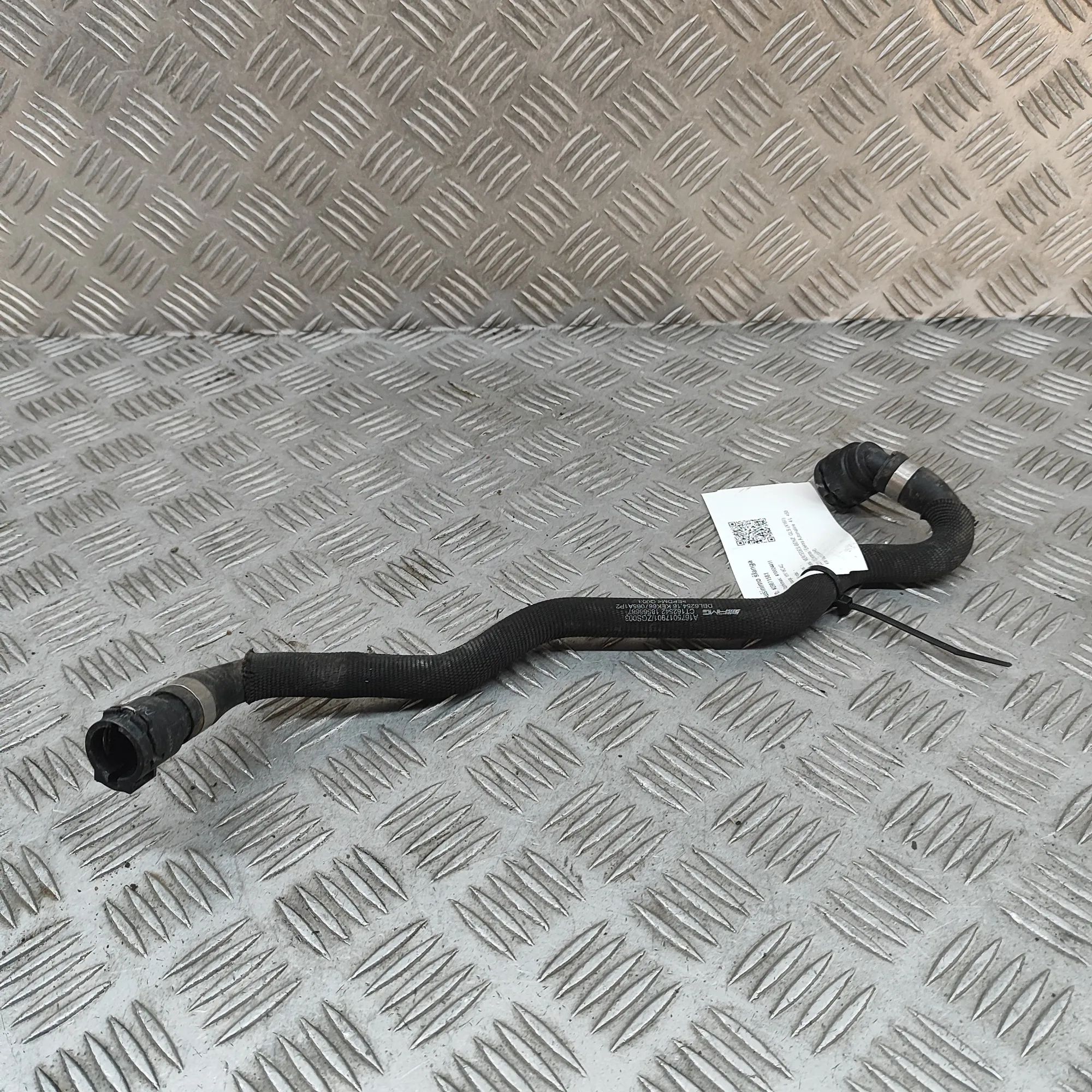 Mercedes-Benz GLS (X167) Шланг системы охлаждения Coolant hose — MERCEDES BENZ GLS (X167) (2019-....