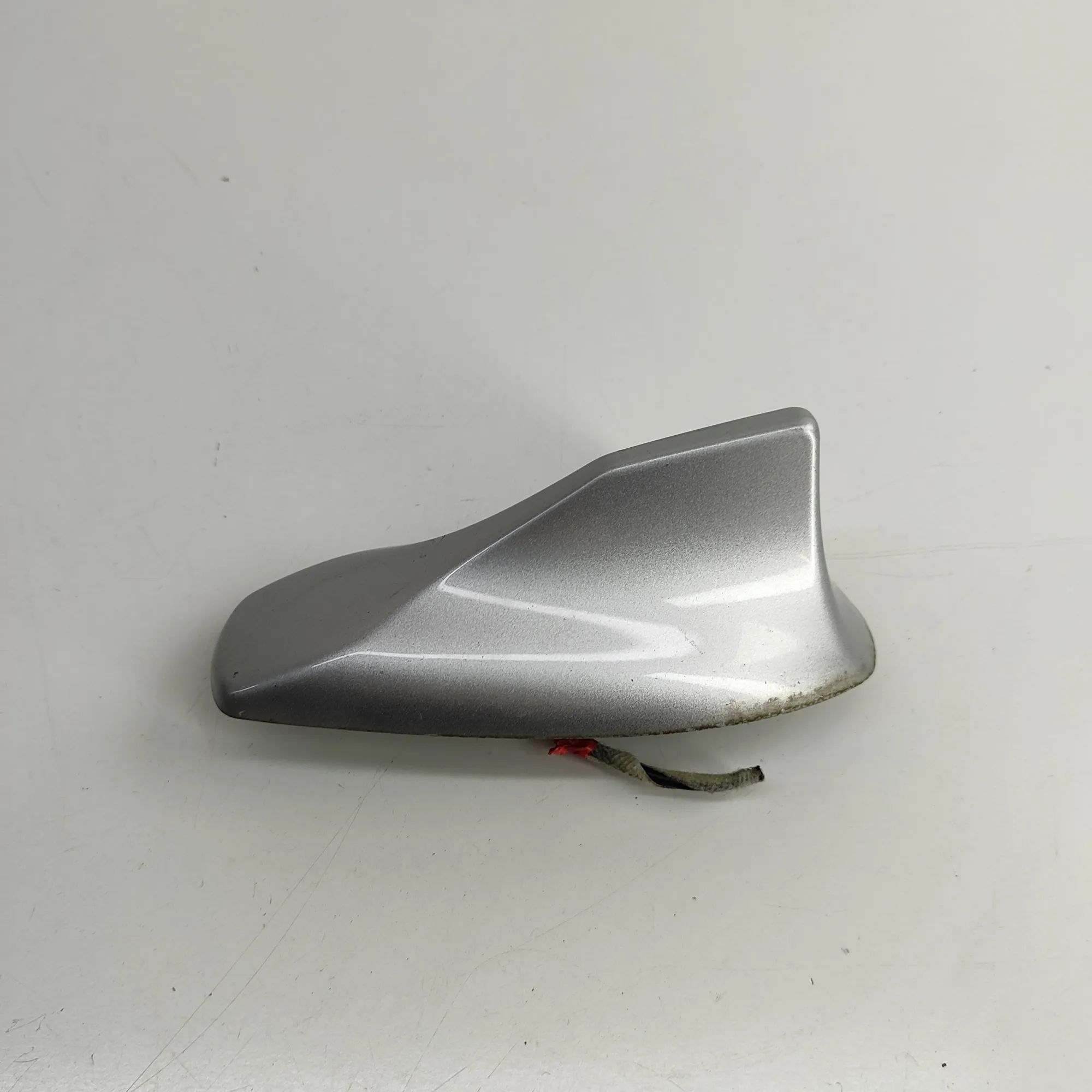 Jaguar XE antenni Antenna — JAGUAR XE (X760) (2015-...) — DX23-19...