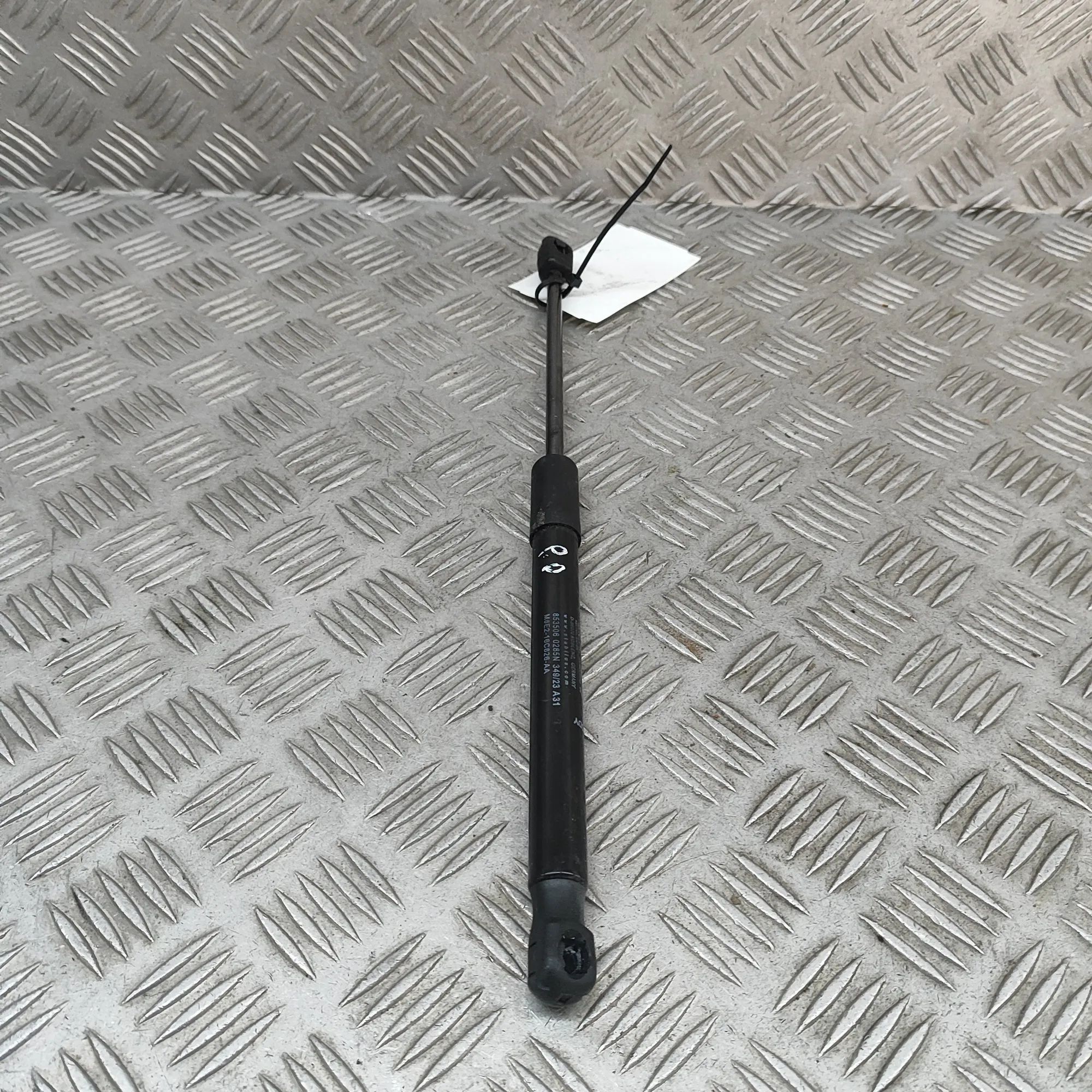 Land Rover Range Rover Sport (L461) Bonnet gas strut — front right Bonnet gas strut — front right — LAND ROVER RAN...