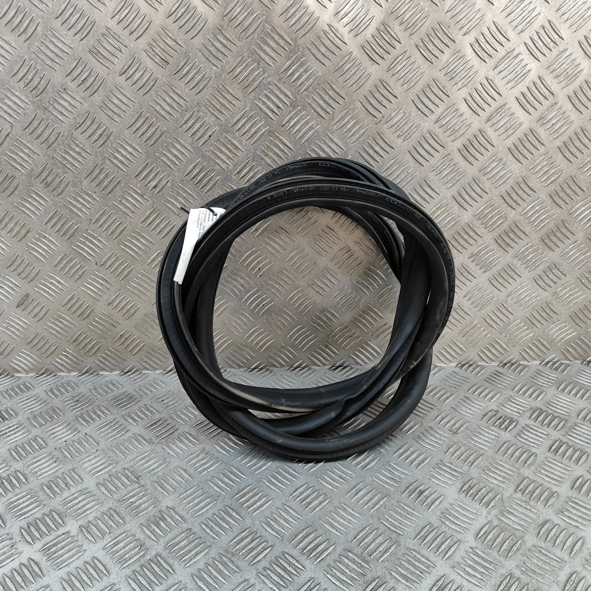 BMW 2 (F44) Door rubber seal — rear right Door rubber seal — rear right — BMW 2 SERIES (G...