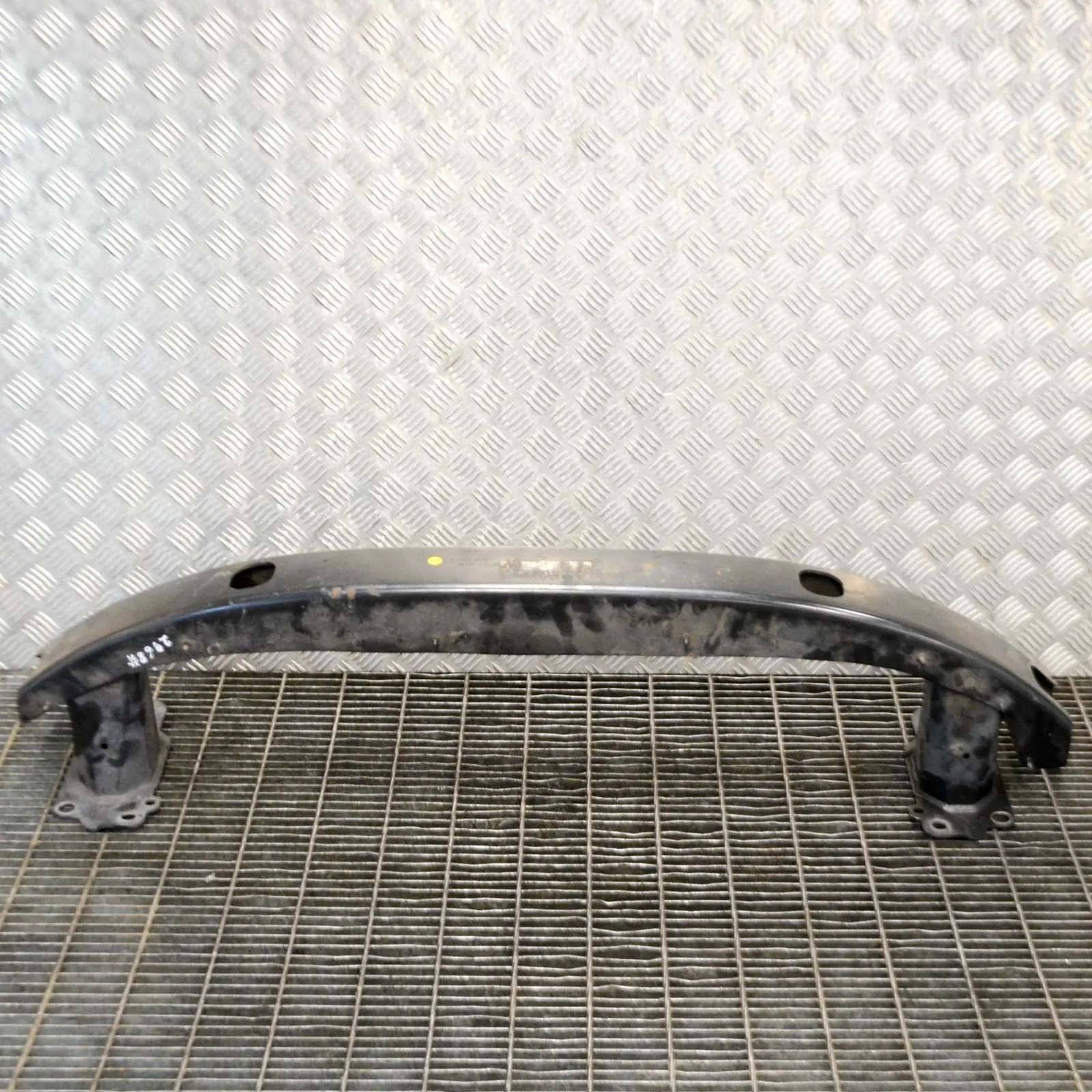 Volkswagen Phaeton Front Reinforcement Crash Bar Front Reinforcement Crash Bar — VW PHAETON (3D_...