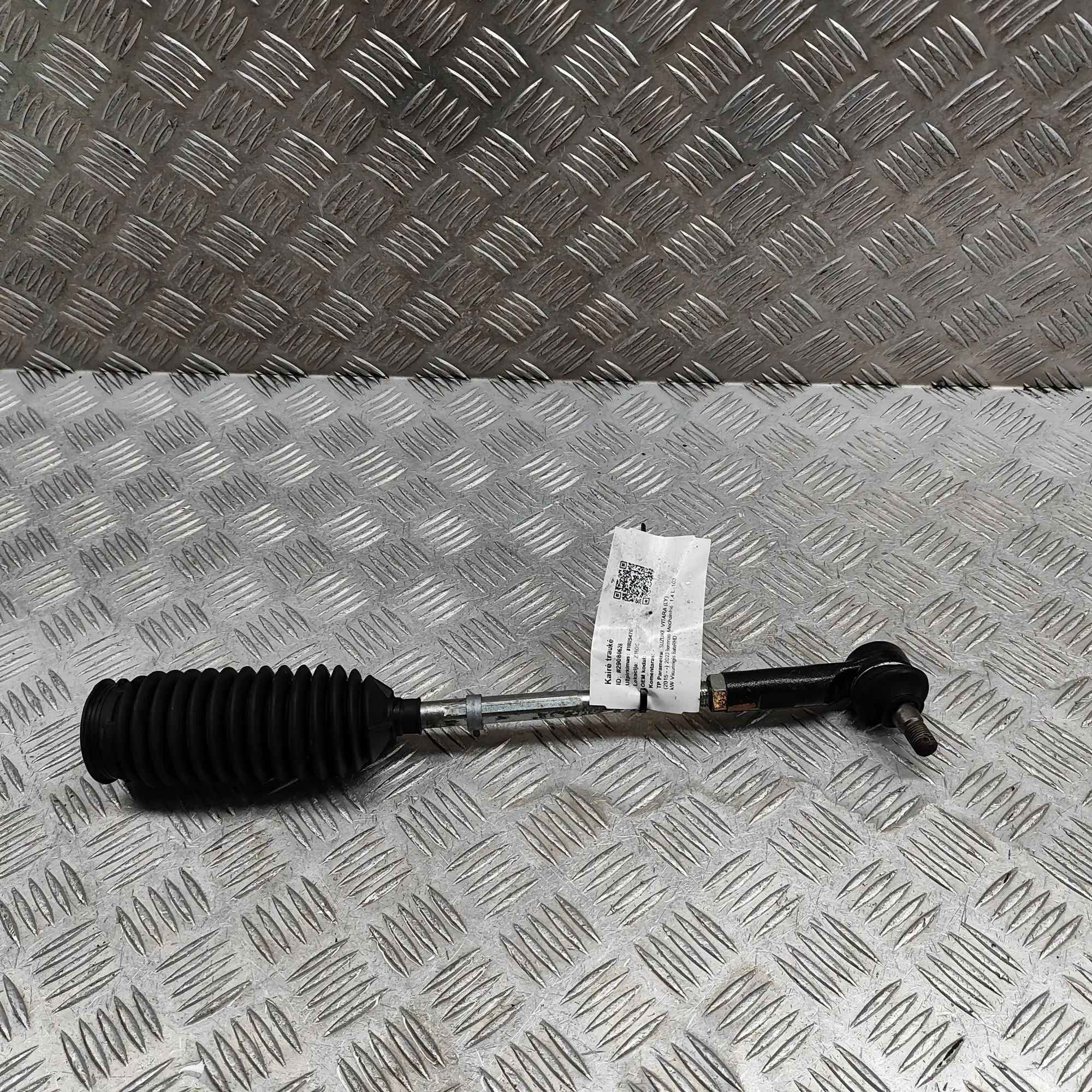 Suzuki Vitara Steering tie rod — left Steering tie rod — left — SUZUKI VITARA (LY) (2...