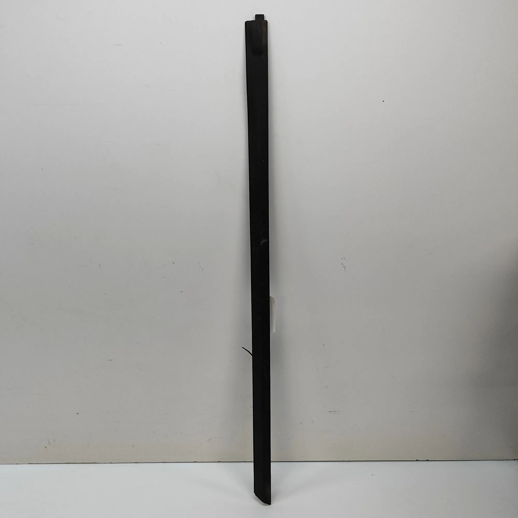 Porsche Cayenne Sill trim — front right Sill trim — front right — PORSCHE CAYENNE (9Y0/...