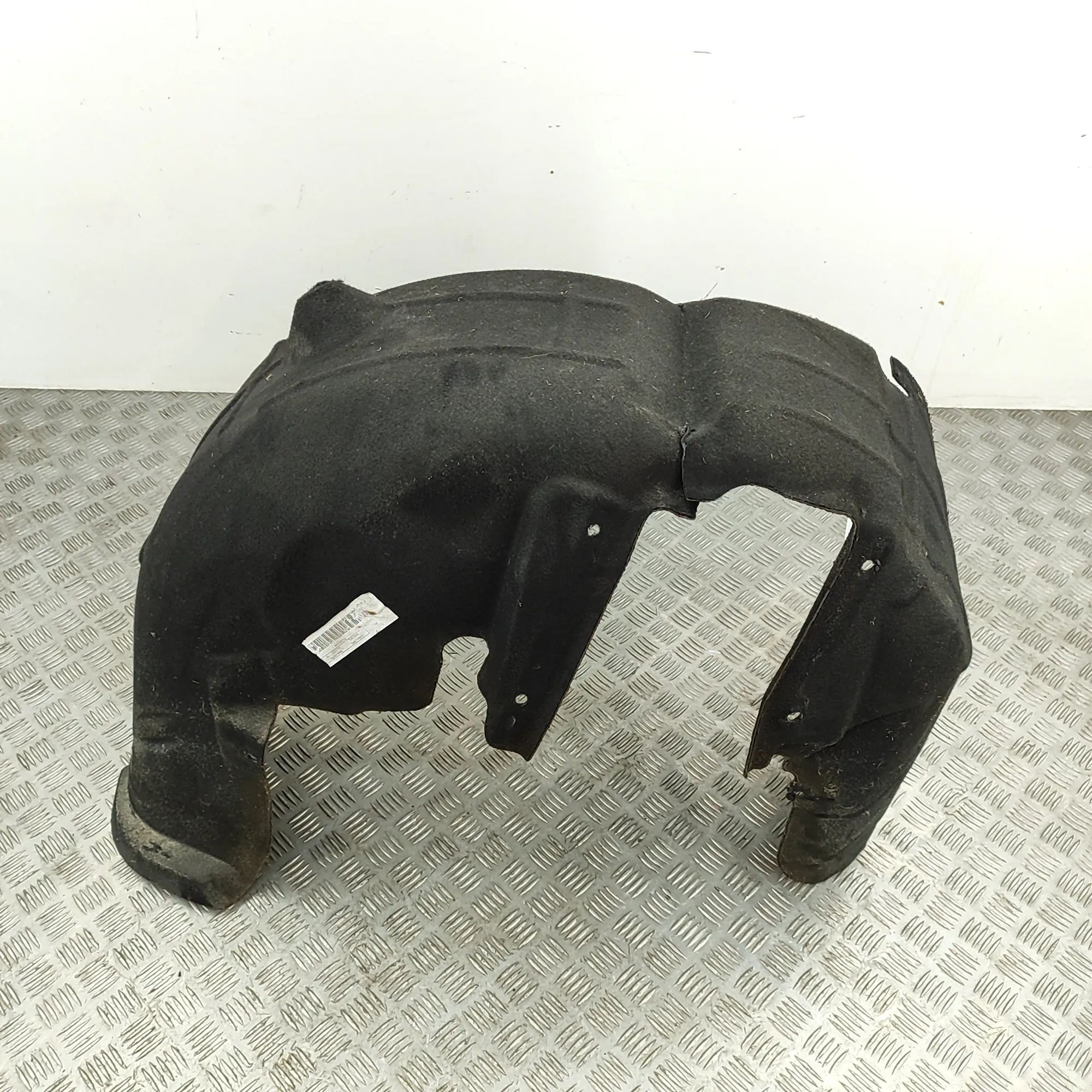Maserati Ghibli Rear Right Arch Liner Rear Right Arch Liner — MASERATI GHIBLI (M157) ...