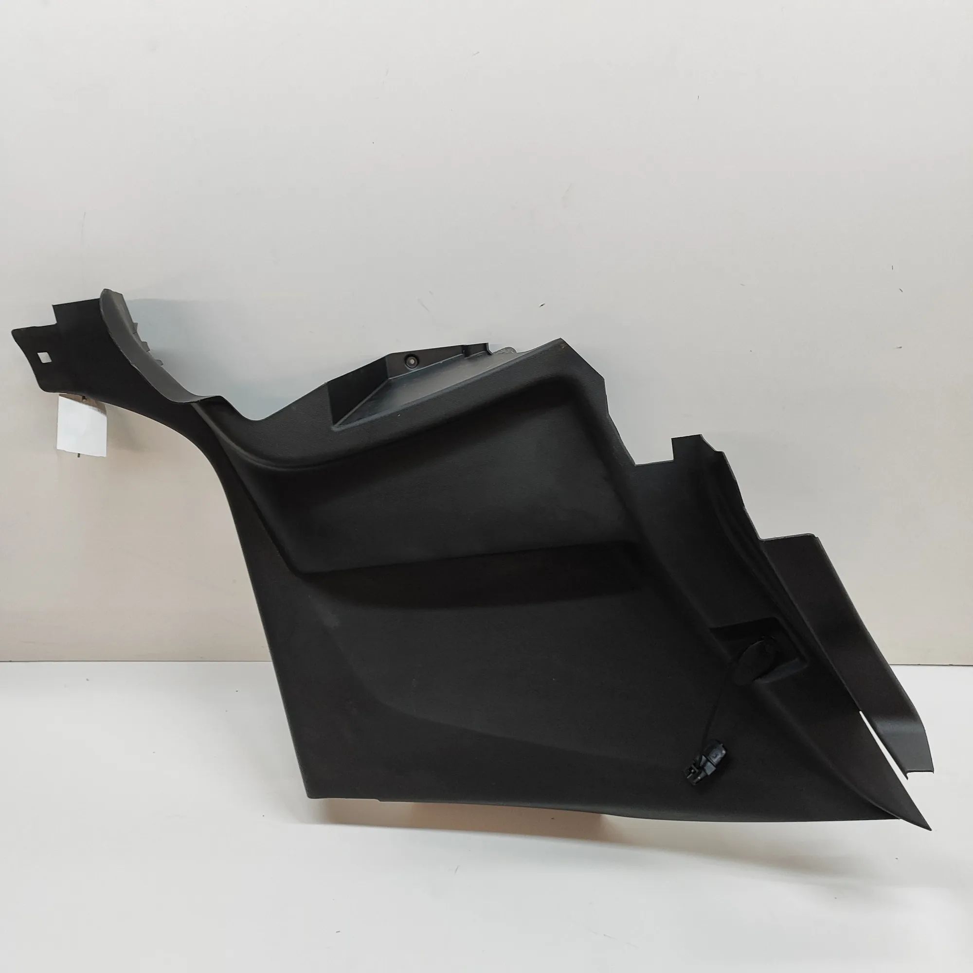 Chevrolet Camaro Left Side Trunk Trim Left Side Trunk Trim — CHEVROLET CAMARO (2009-2...