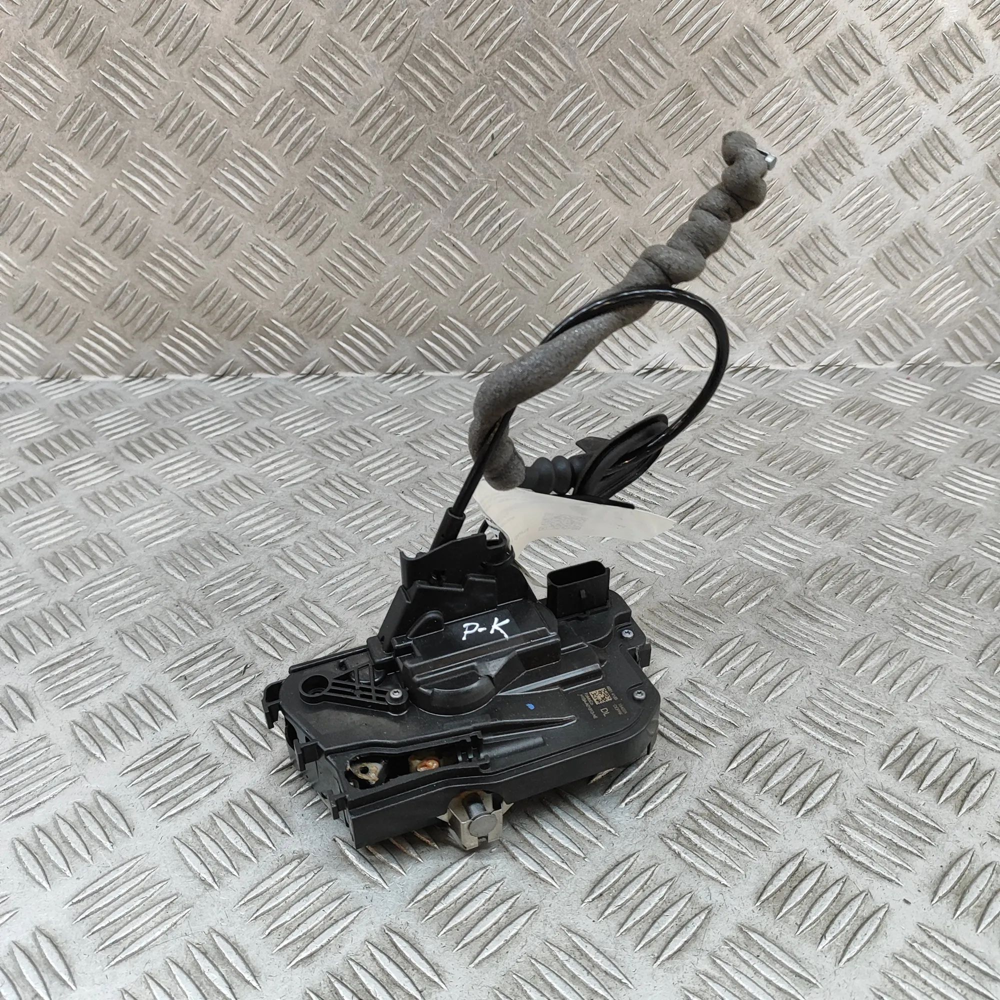 Ford Fiesta Door lock — front left Door lock — front left — FORD FIESTA (VII) (201...