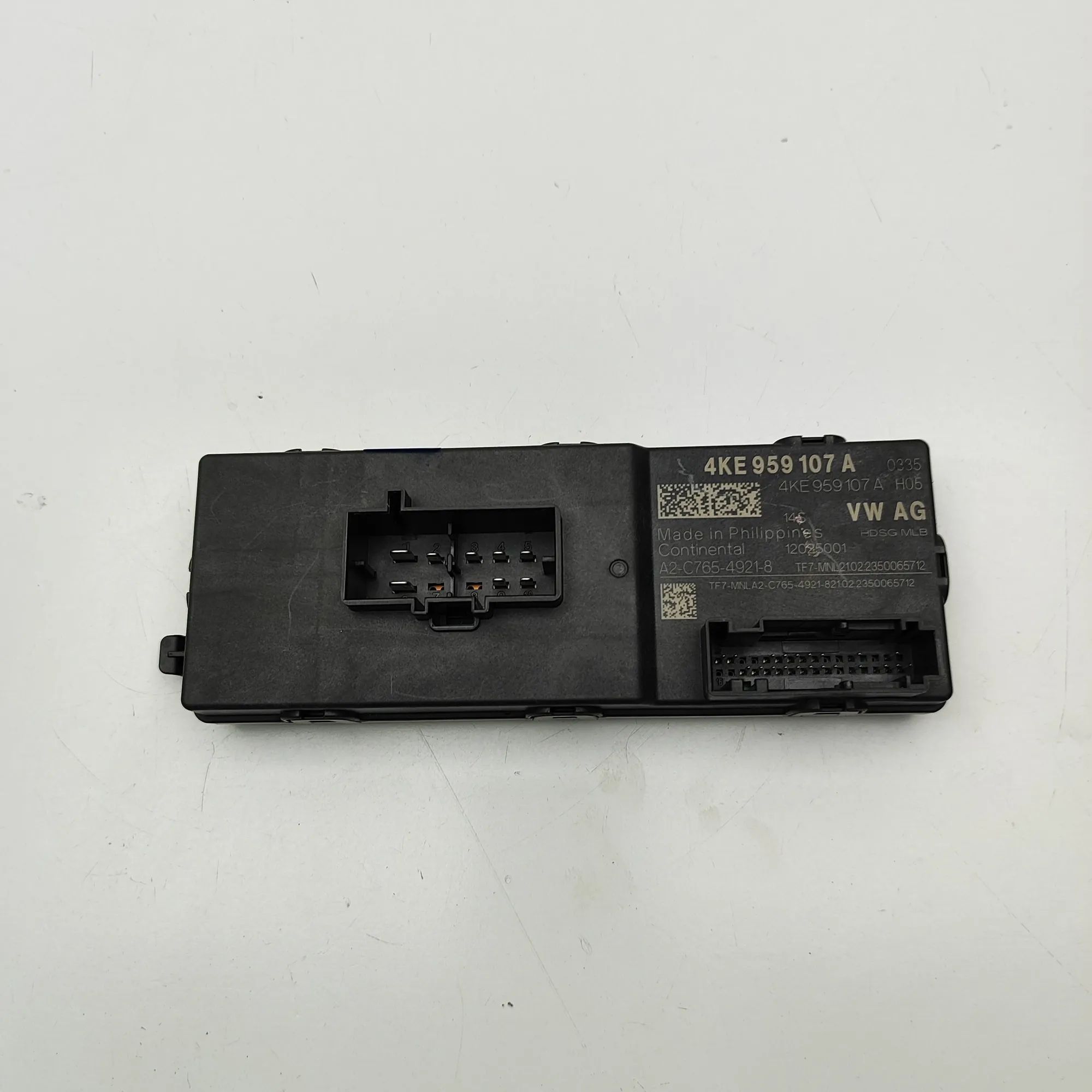 Porsche Cayenne Tailgate Bootlid Control Unit Tailgate Bootlid Control Unit — PORSCHE CAYENNE...