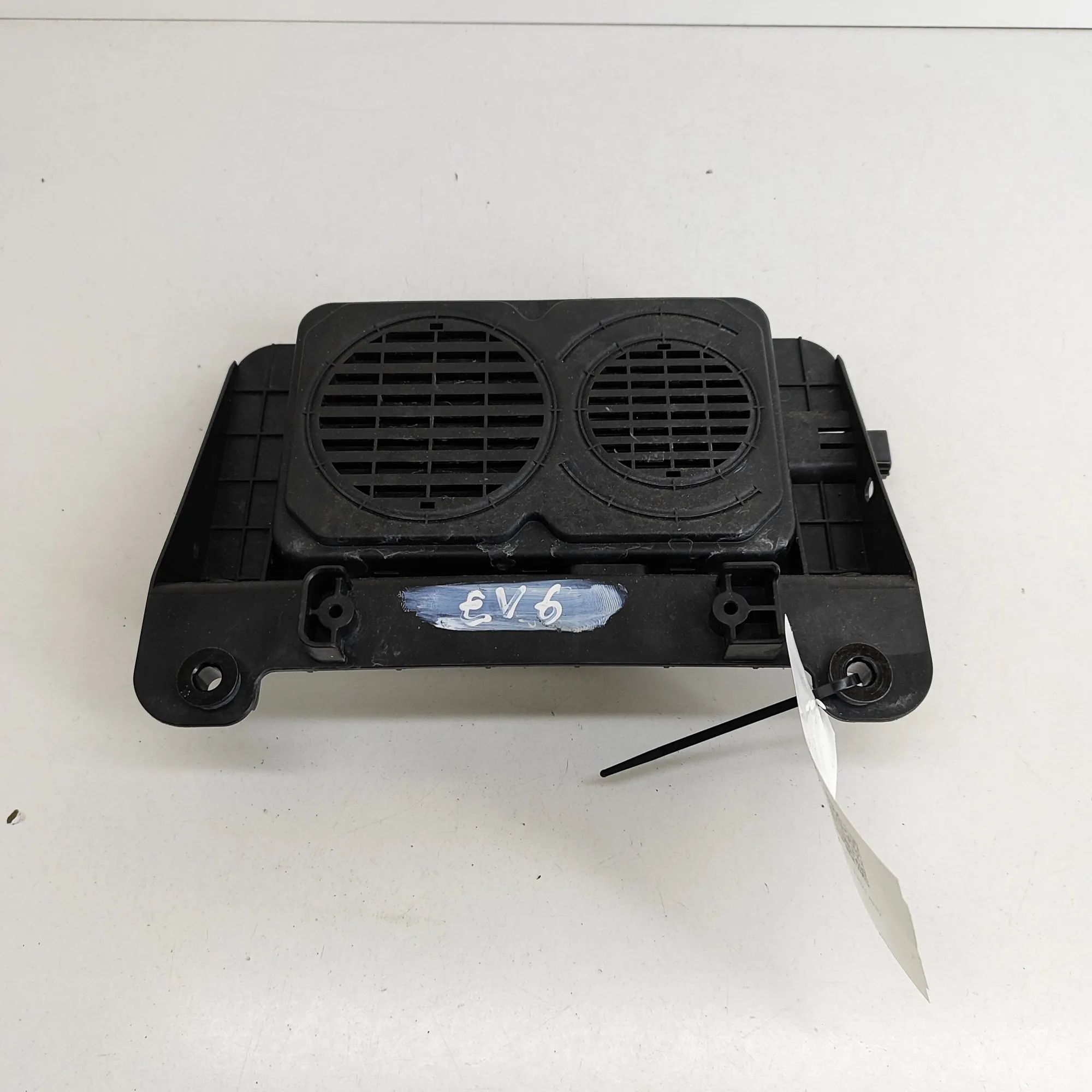Kia EV6 Engine Sound Control Unit Engine Sound Control Unit — KIA EV6 (CV) (2021-...