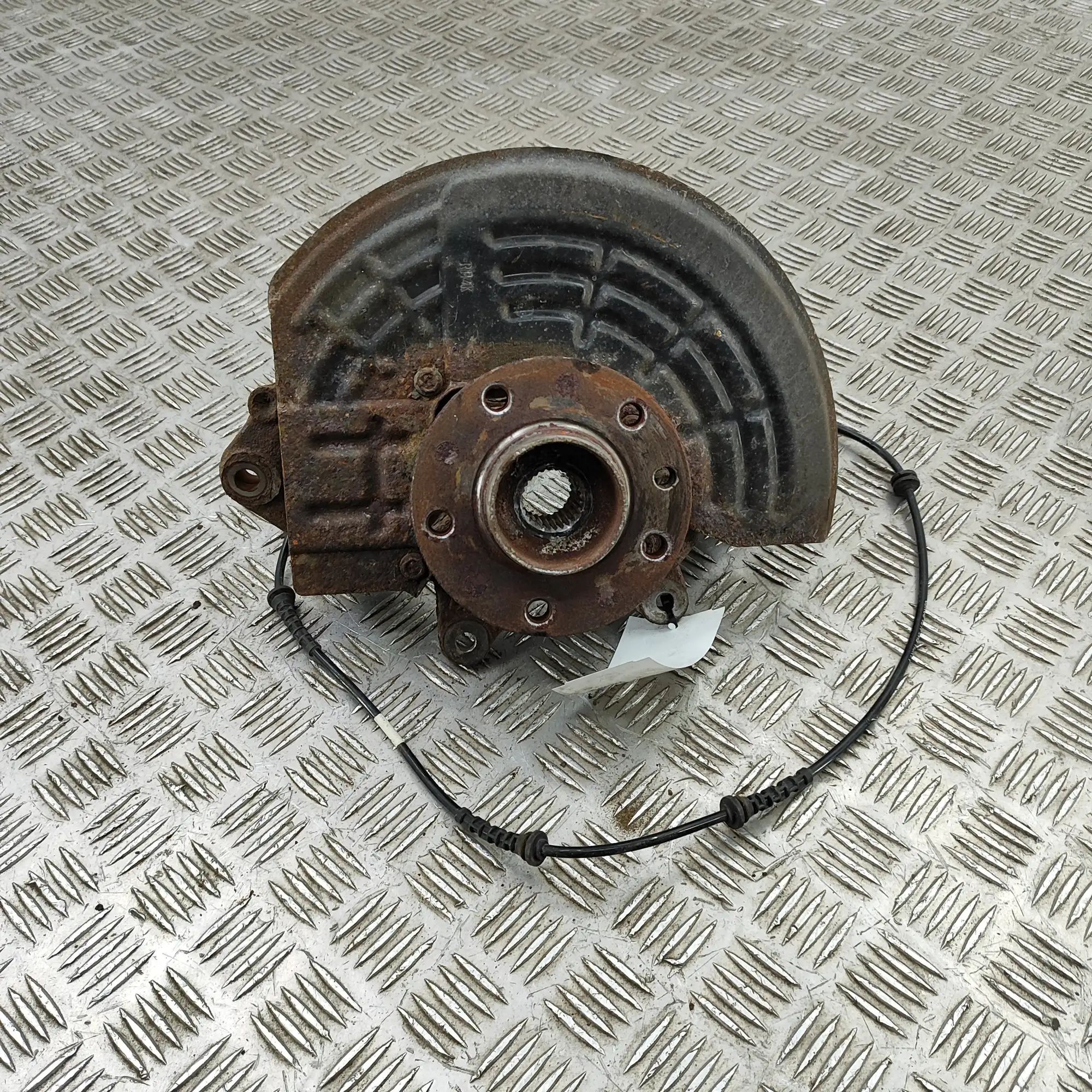 Jeep Renegade Rear Right Wheel Hub Rear Right Wheel Hub — JEEP RENEGADE (Off-road ...