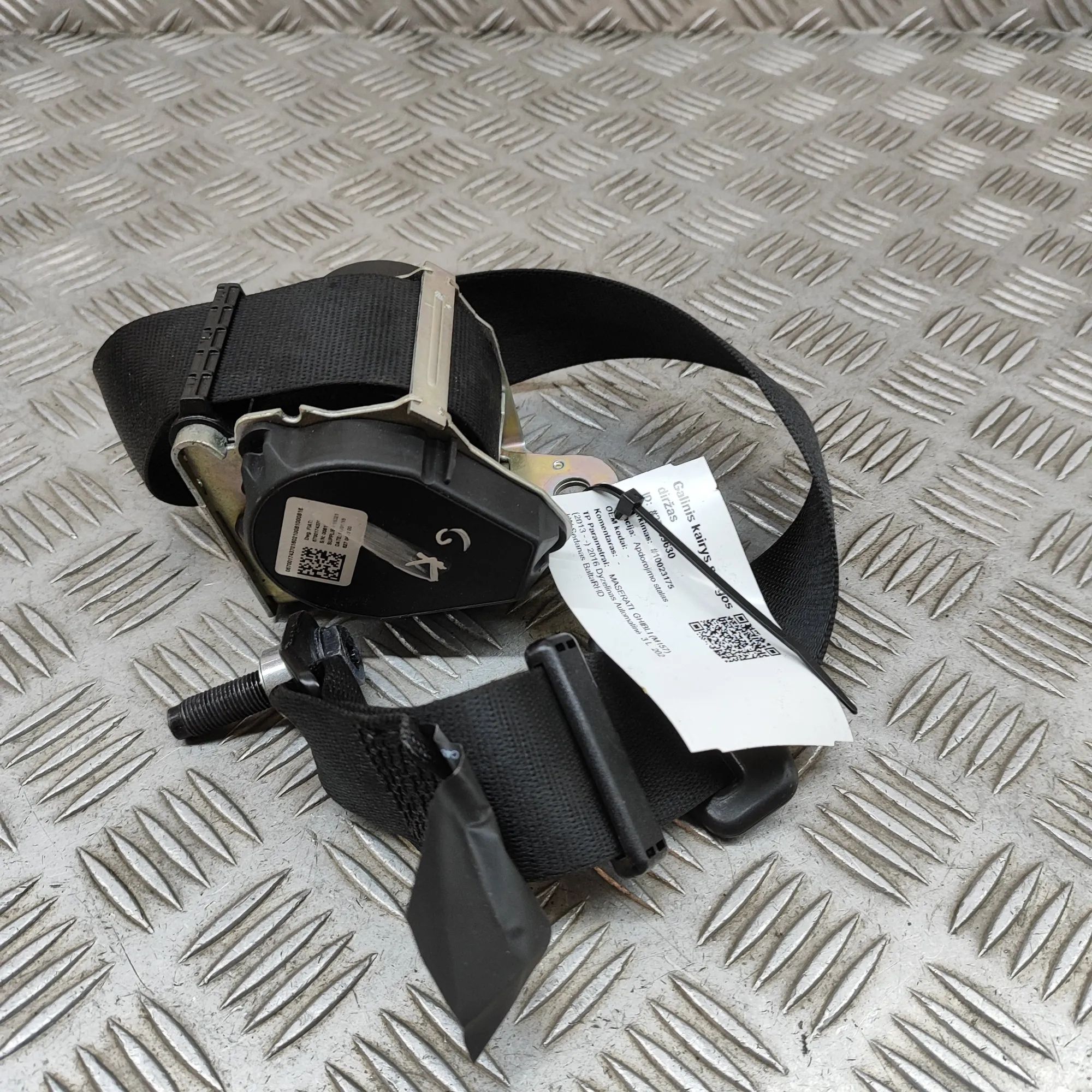 Maserati Ghibli Rear Left Seatbelt Rear Left Seatbelt — MASERATI GHIBLI (M157) (20...