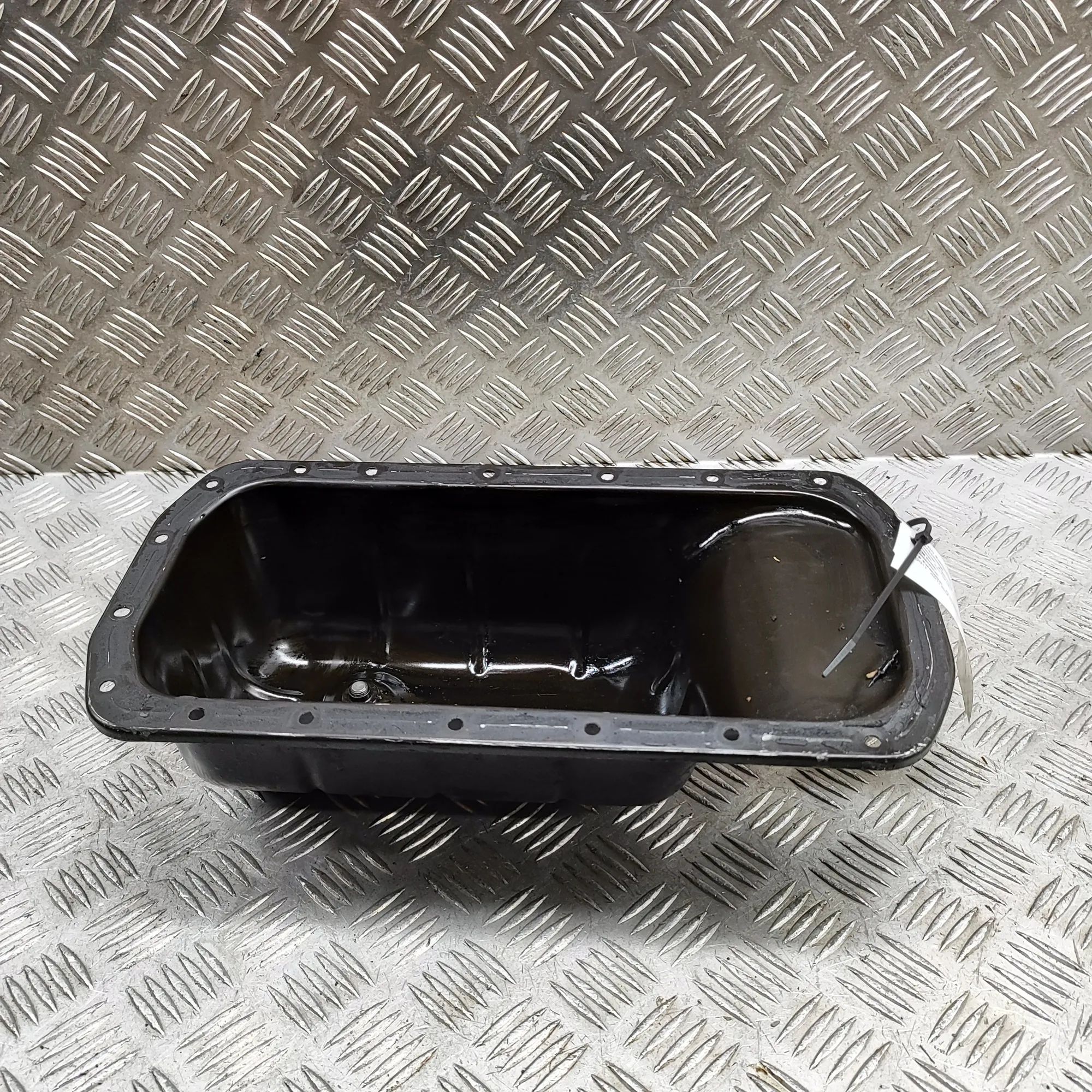 Peugeot 308 Engine Oil Pan Engine Oil Pan — PEUGEOT 308 (II) (2013-2021) —...