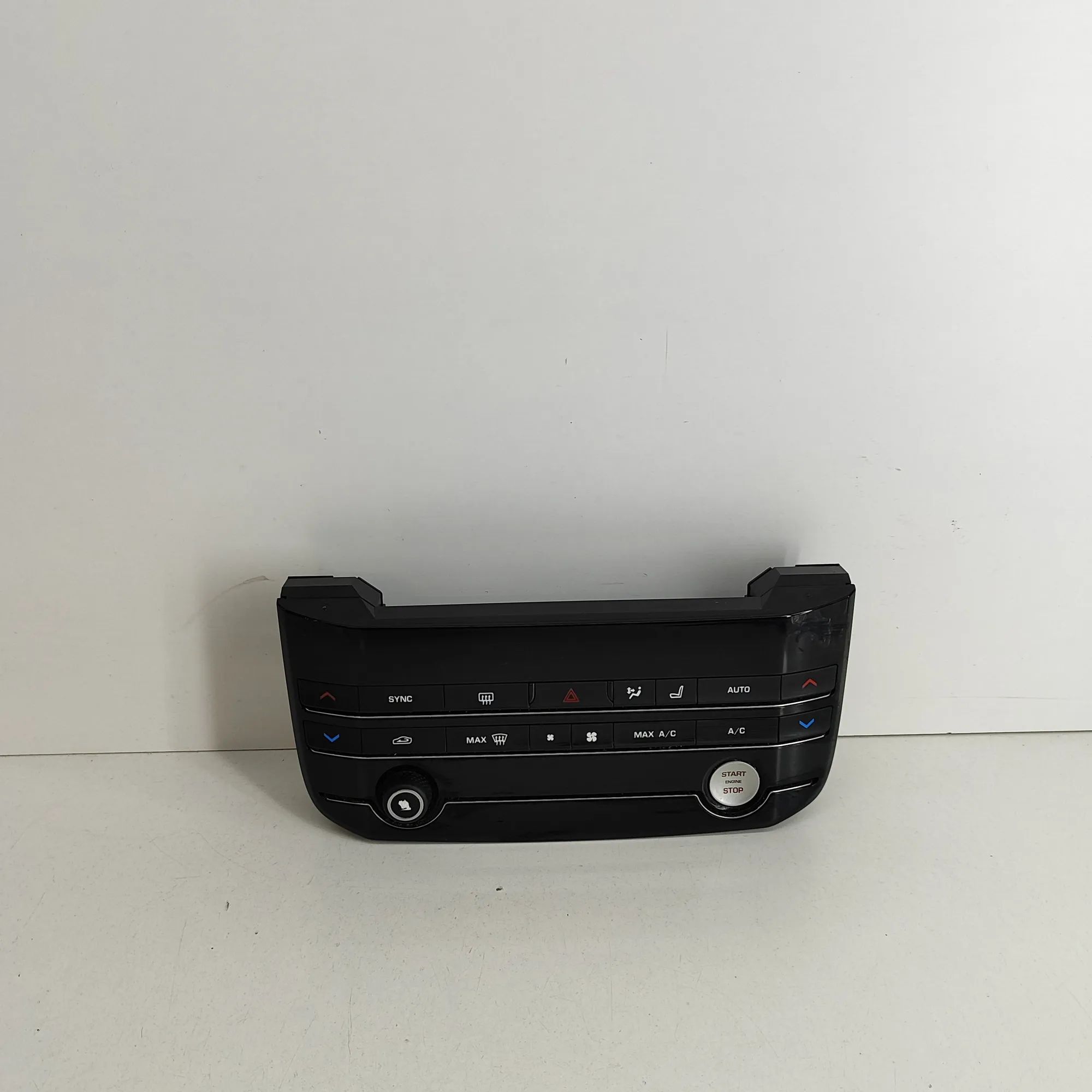 Jaguar XE Climate control unit Climate control unit — JAGUAR XE (X760) (2015-....