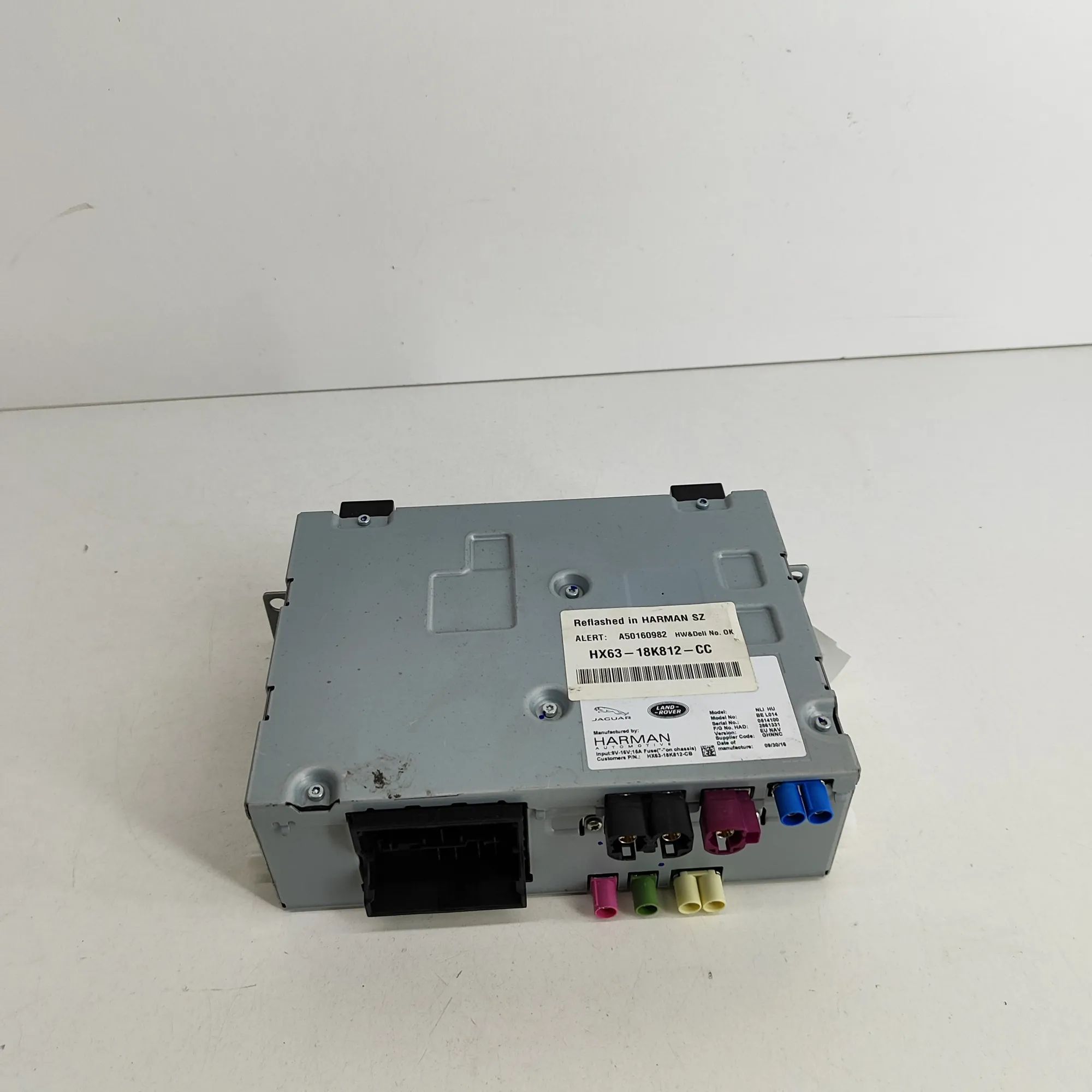 Jaguar XE Radio / CD / navigation head unit Radio / CD / navigation head unit — JAGUAR XE (...