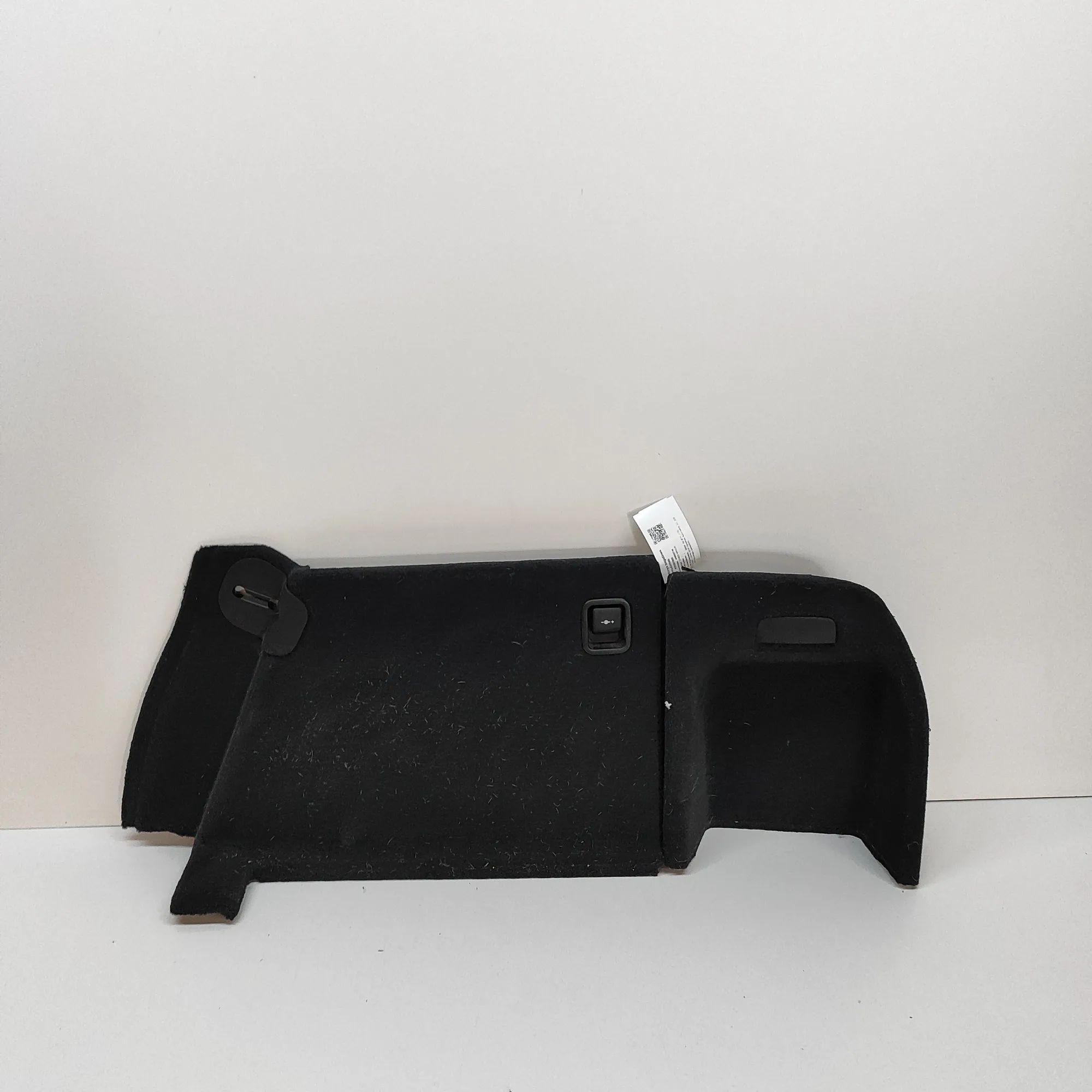 BMW X6 (E71 / E72) Right Side Trunk Trim Right Side Trunk Trim — BMW X6 (E71, E72) (2007...