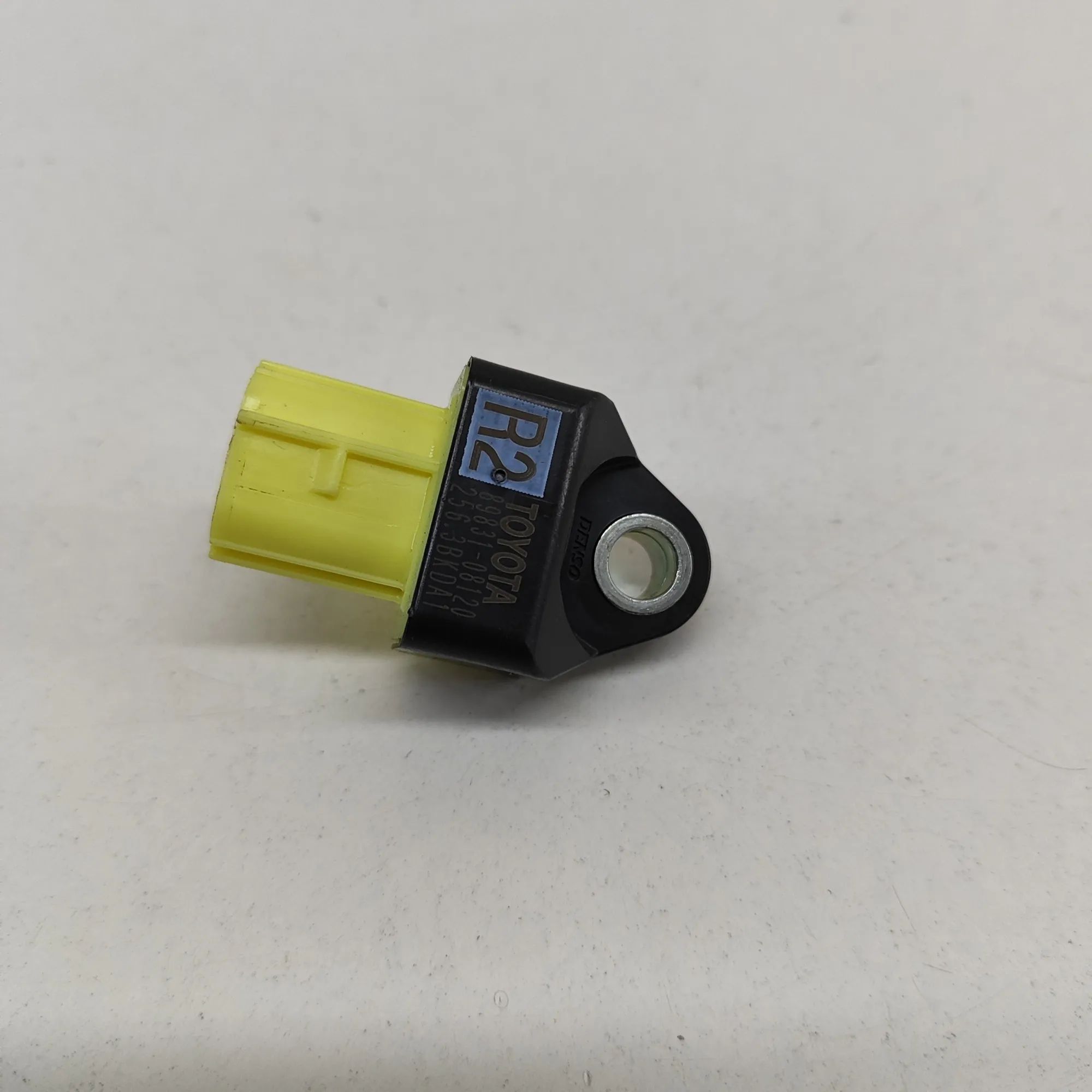 Toyota Sienna Impact sensor — front right Impact sensor — front right — TOYOTA SIENNA (_L...