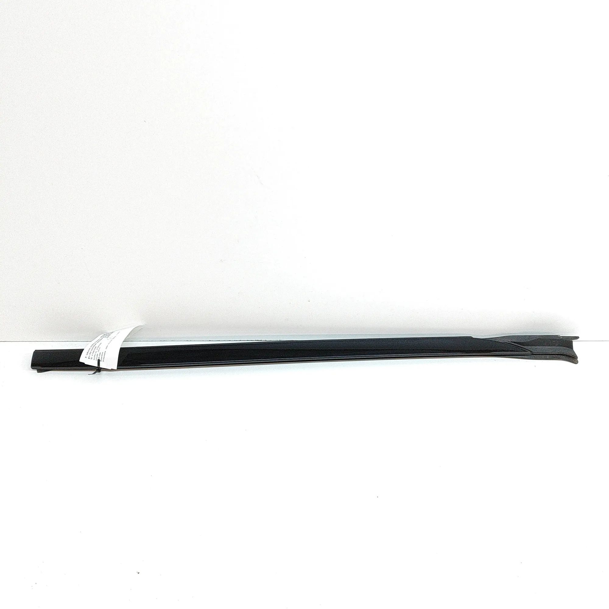 BMW X5 (F15) Windshield Left Vertical Trim Windshield Left Vertical Trim — BMW X5 (G05) (2...