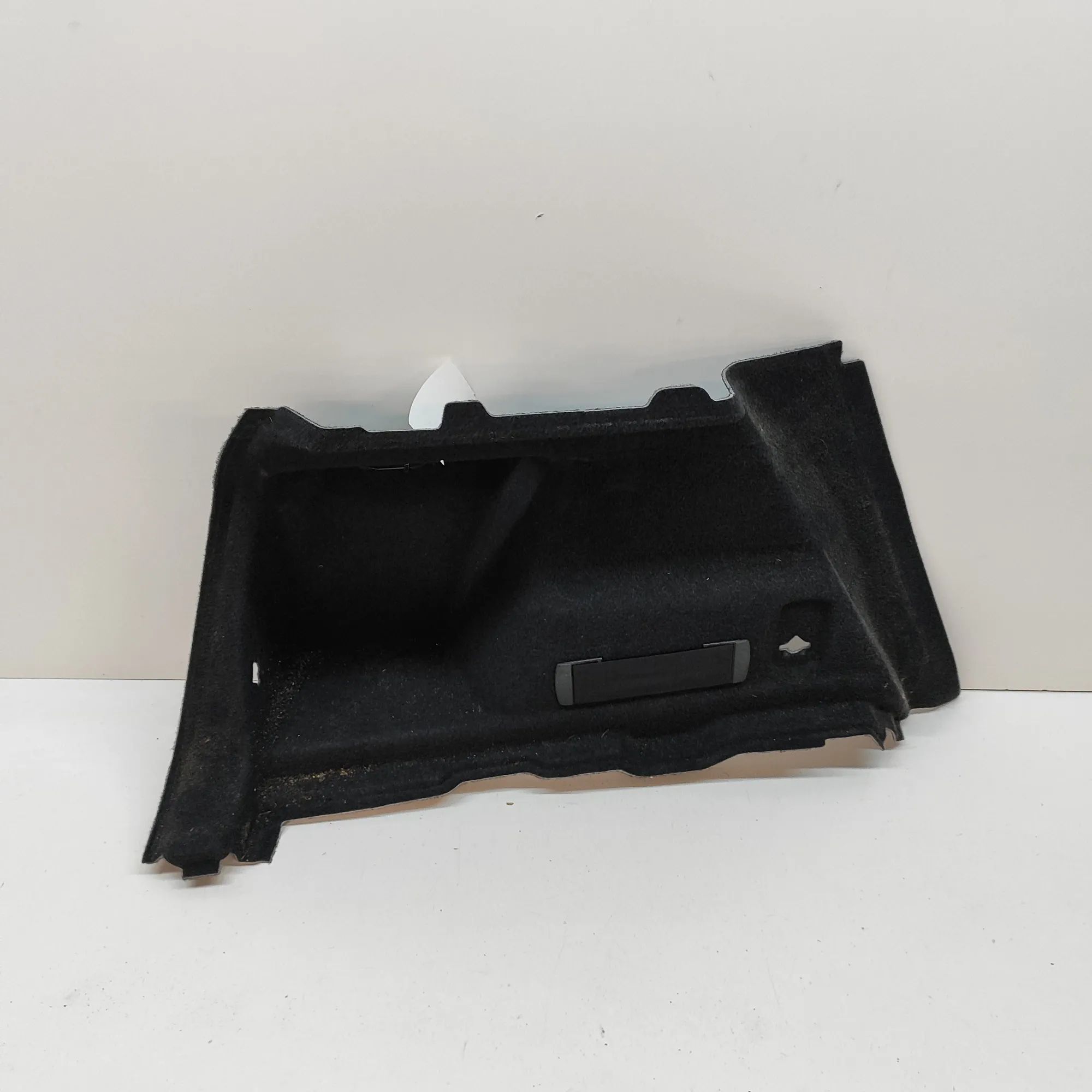 BMW 2 (F22 / F23) Left Side Trunk Trim Left Side Trunk Trim — BMW 2 SERIES (Active Tou...