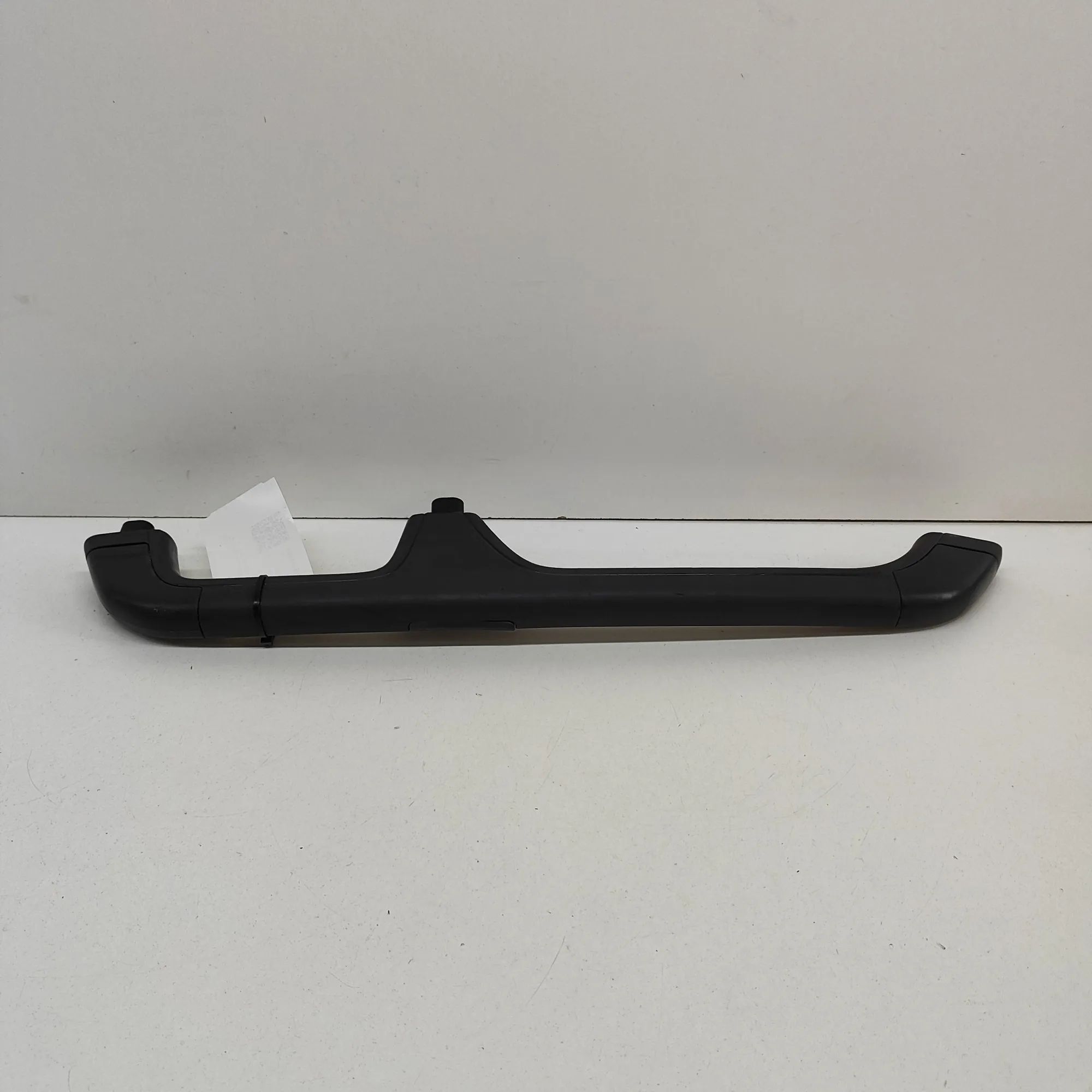 Toyota Sienna Roof grab handle — front right Roof grab handle — front right — TOYOTA SIENNA ...