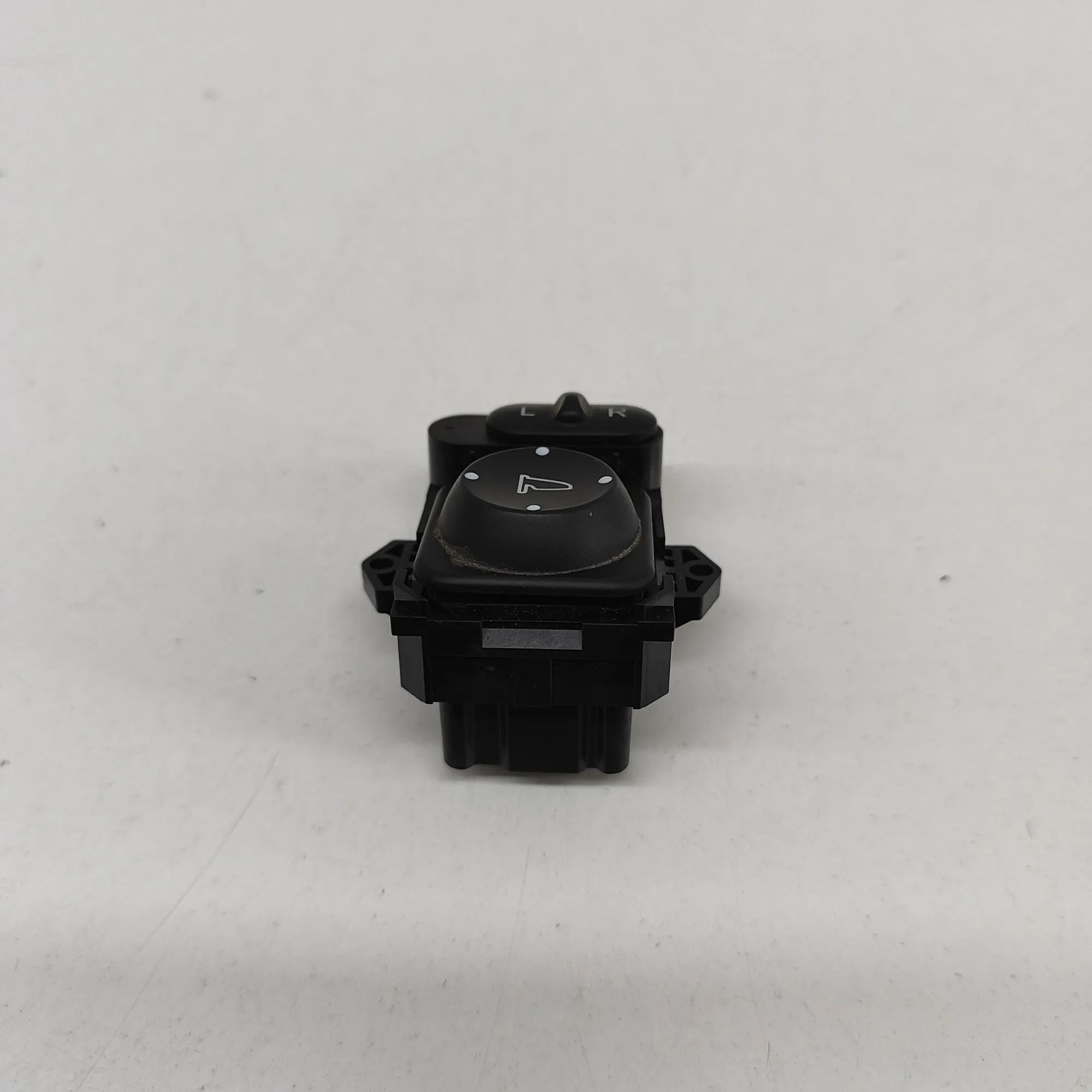 Honda Civic Mirror Adjustment Switch Mirror Adjustment Switch — HONDA CIVIC (X Hatch...