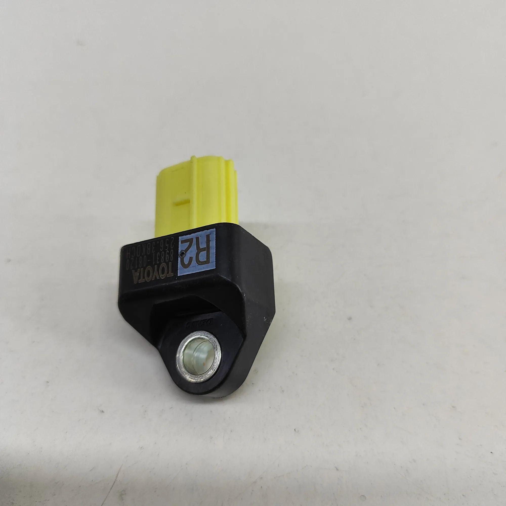 Toyota Sienna Impact sensor — front left Impact sensor — front left — TOYOTA SIENNA (_L4...