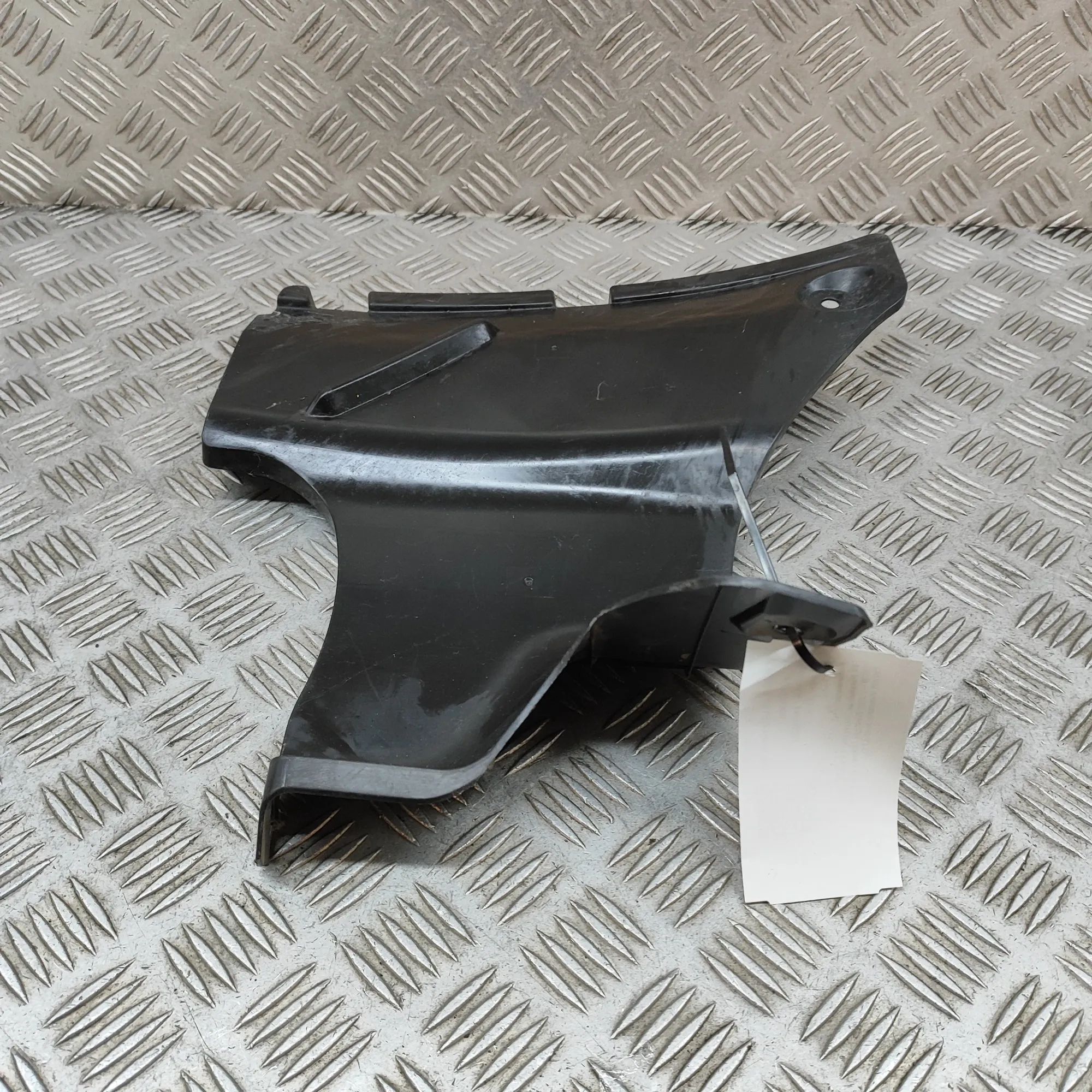 Toyota Sienna Other Body Parts Other Body Parts — TOYOTA SIENNA (_L4_) (2020-....