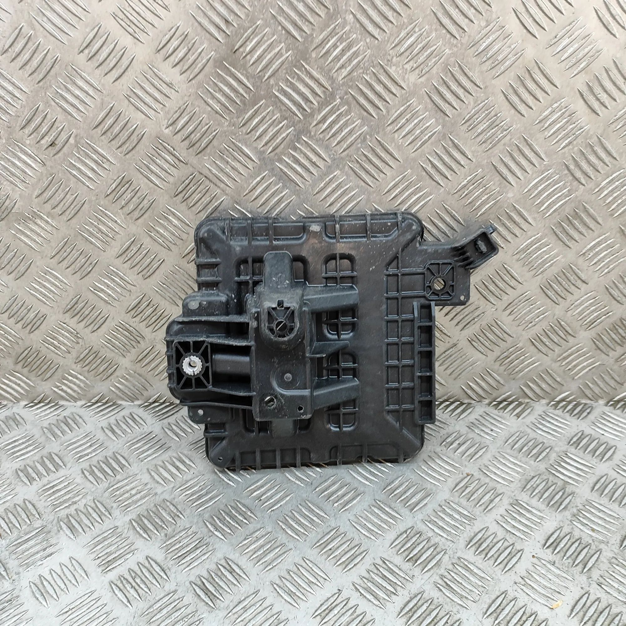 Kia Soul Battery tray Battery tray — KIA SOUL (III SK3) (2019-...) — ...