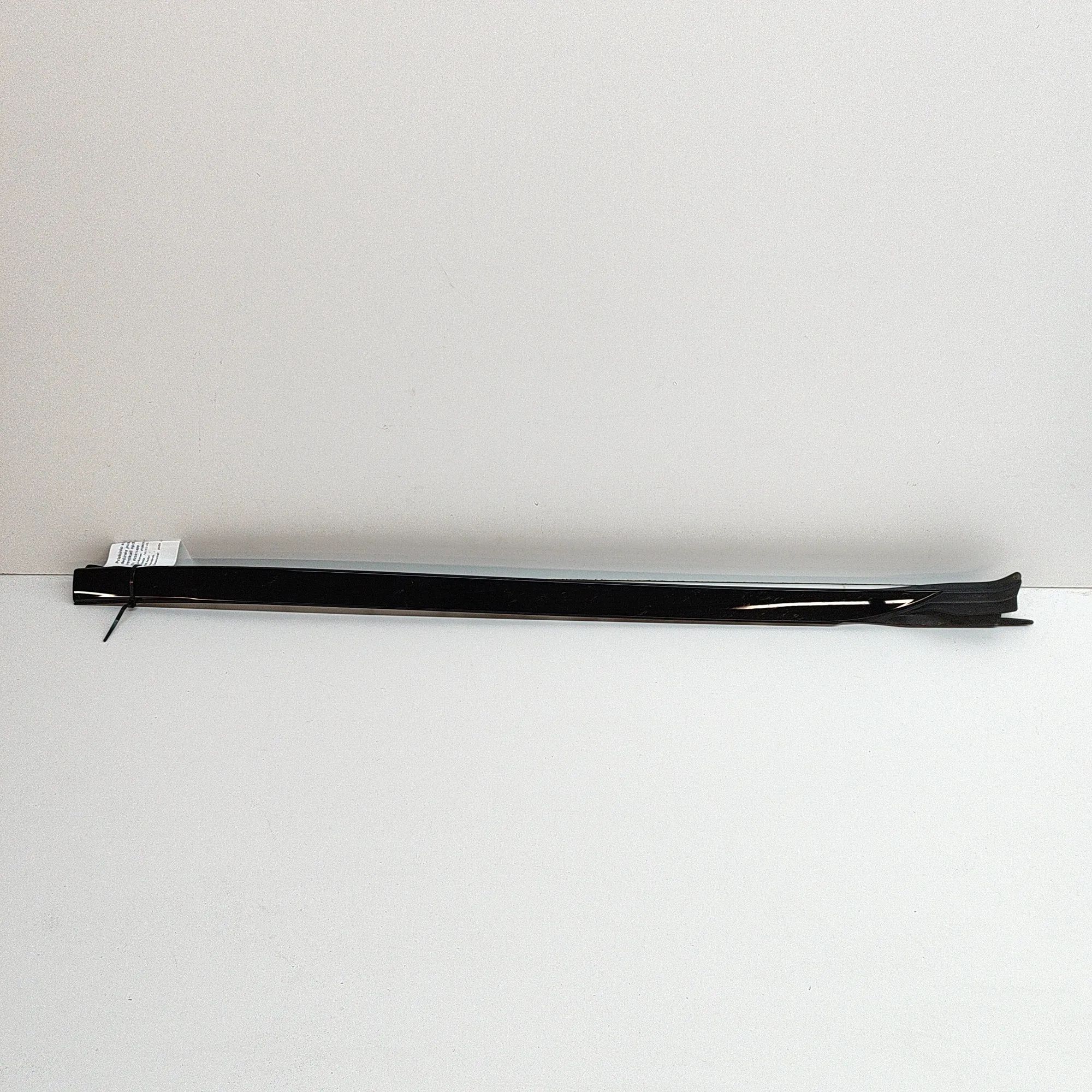 BMW X5 (F15) Windshield Right Vertical Trim Windshield Right Vertical Trim — BMW X5 (G05) (...