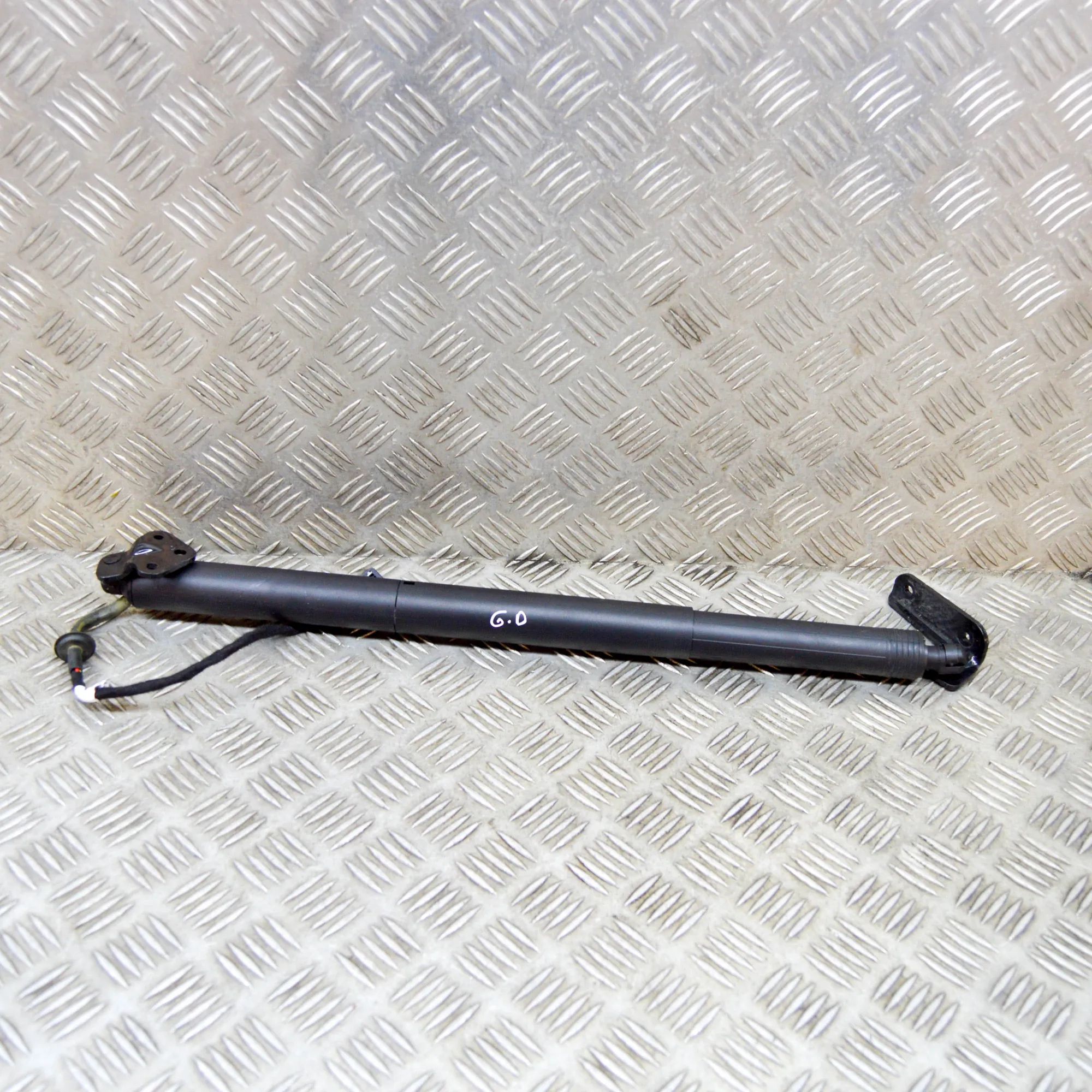 Porsche Macan Right Side Tailgate Gas Strut Right Side Tailgate Gas Strut — PORSCHE MACAN (...