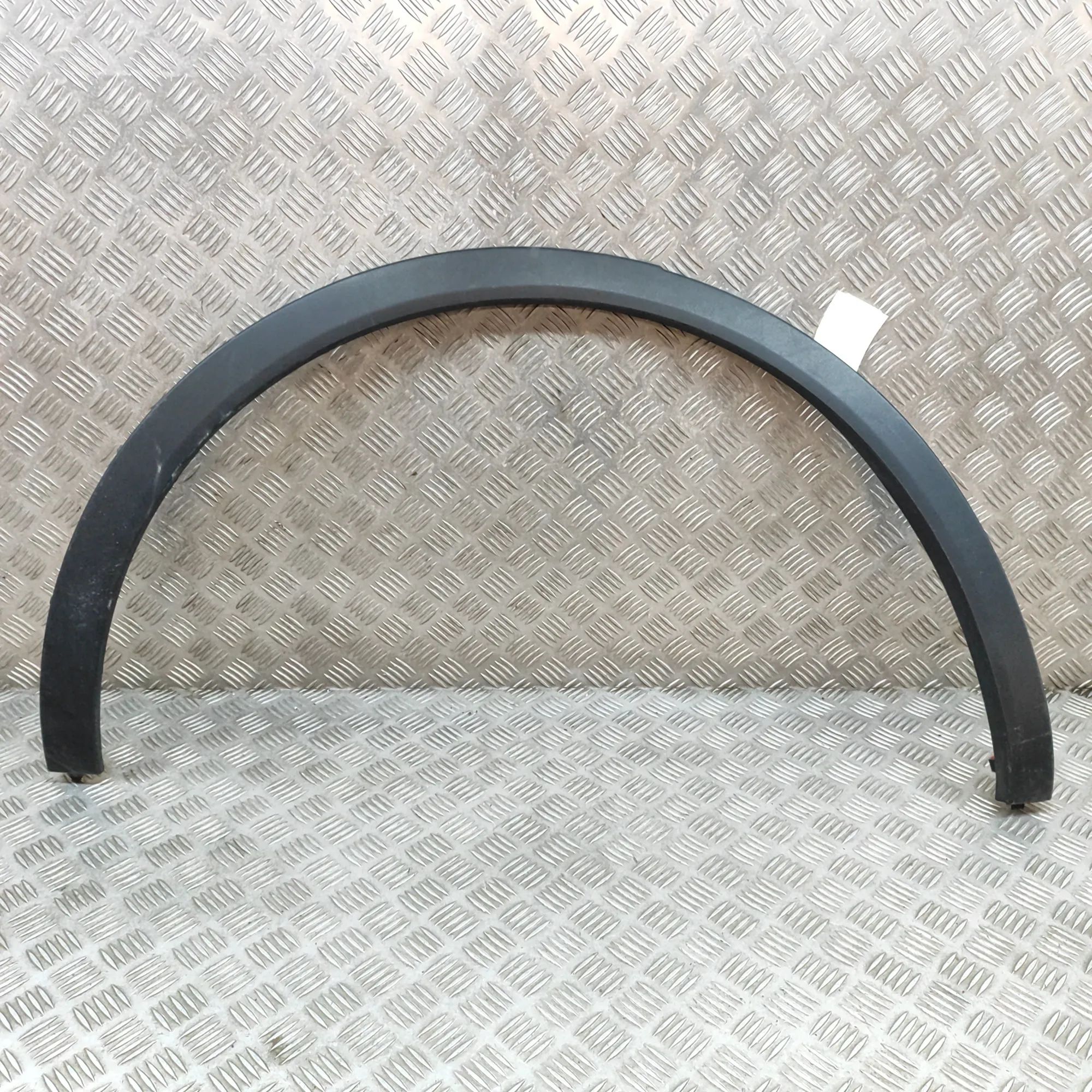 Porsche Cayenne Wheel arch trim — rear right Wheel arch trim — rear right — PORSCHE CAYENNE ...