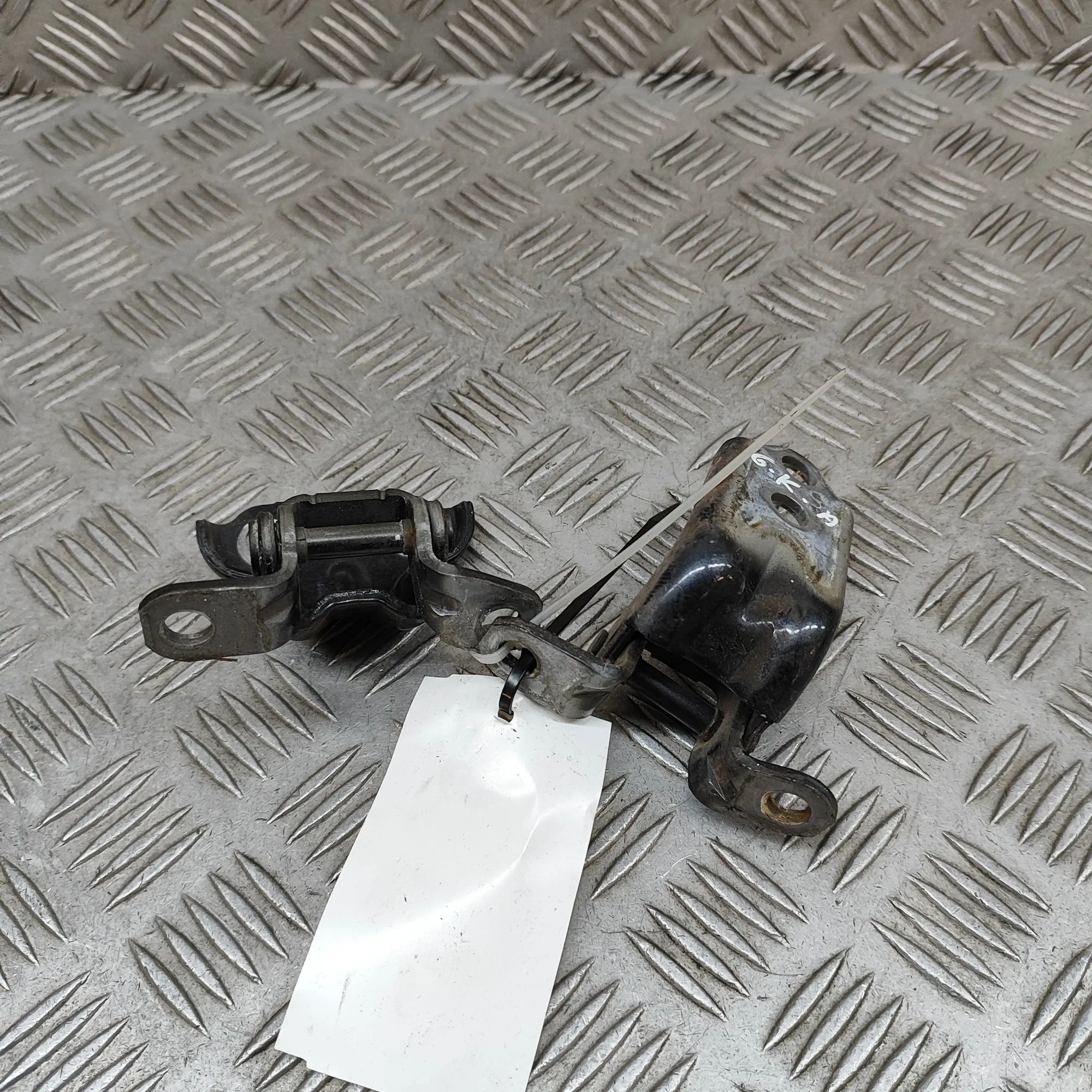 Subaru Outback Door hinge set — rear left Door hinge set — rear left — SUBARU OUTBACK (BS...