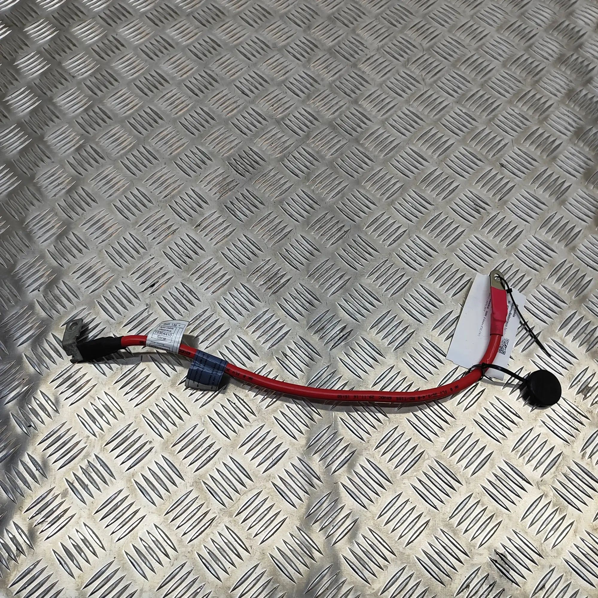 BMW 2 (F22 / F23) Positive Battery Cable Positive Battery Cable — BMW 2 SERIES COUPE (F2...