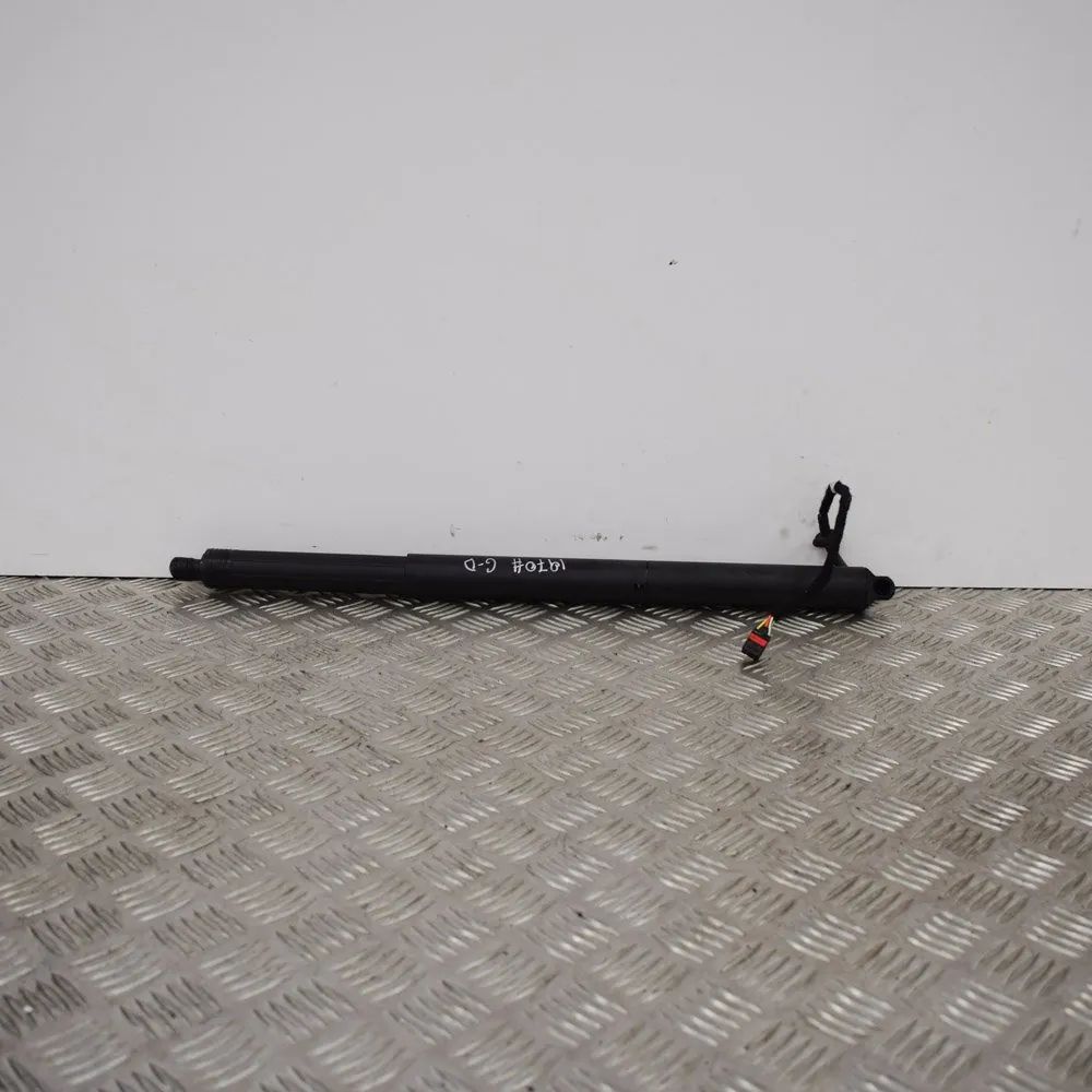 Porsche Macan Right Side Tailgate Gas Strut Right Side Tailgate Gas Strut — PORSCHE MACAN (...