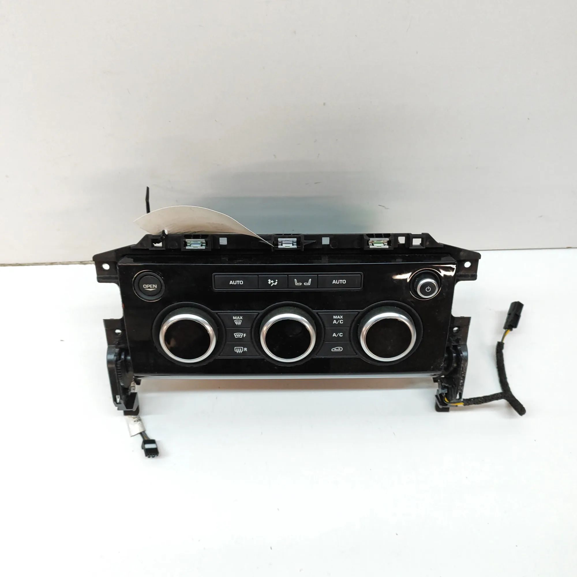Land Rover Discovery Climate control unit Climate control unit — LAND ROVER DISCOVERY (V ...