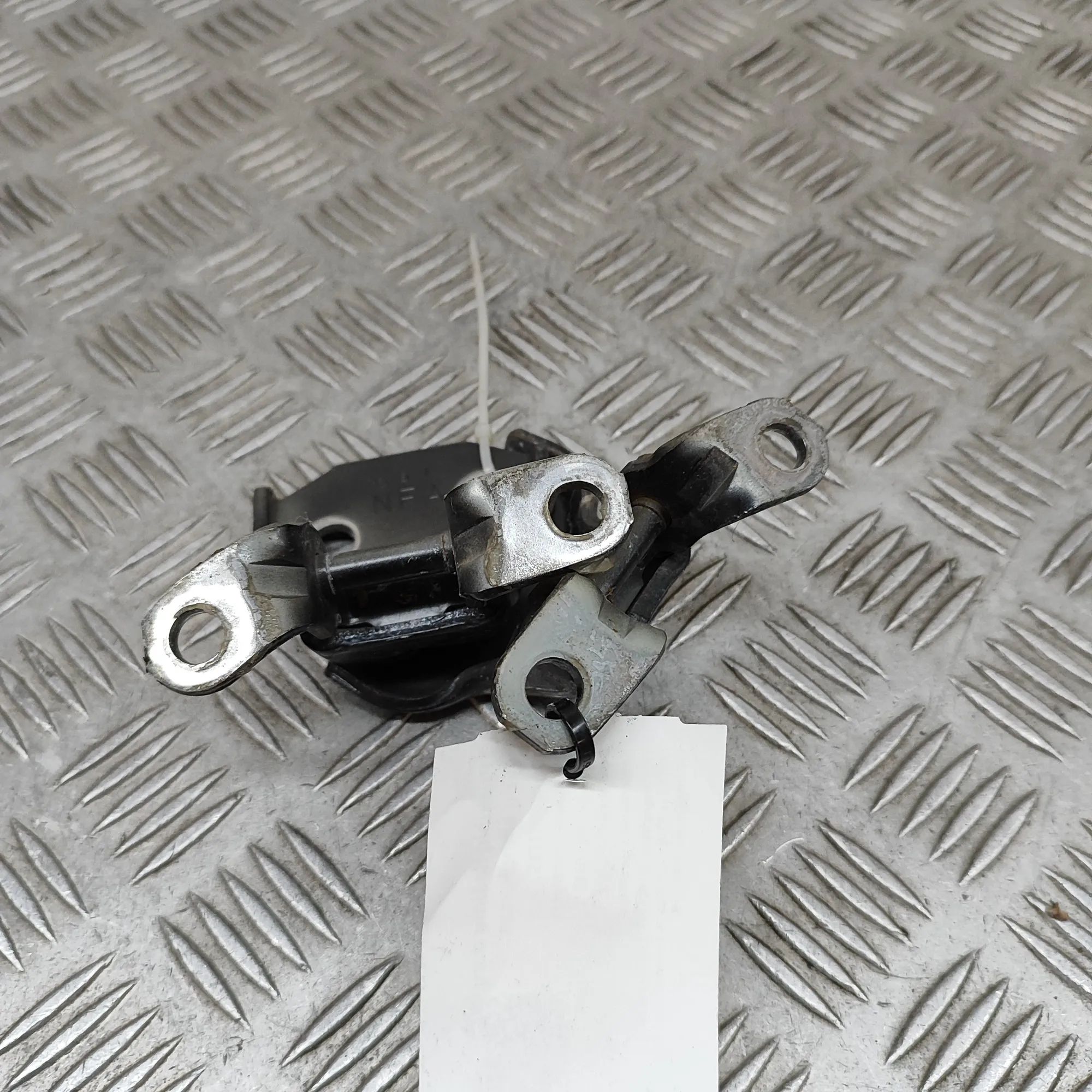 Subaru Outback Door hinge set — front right Door hinge set — front right — SUBARU OUTBACK (...