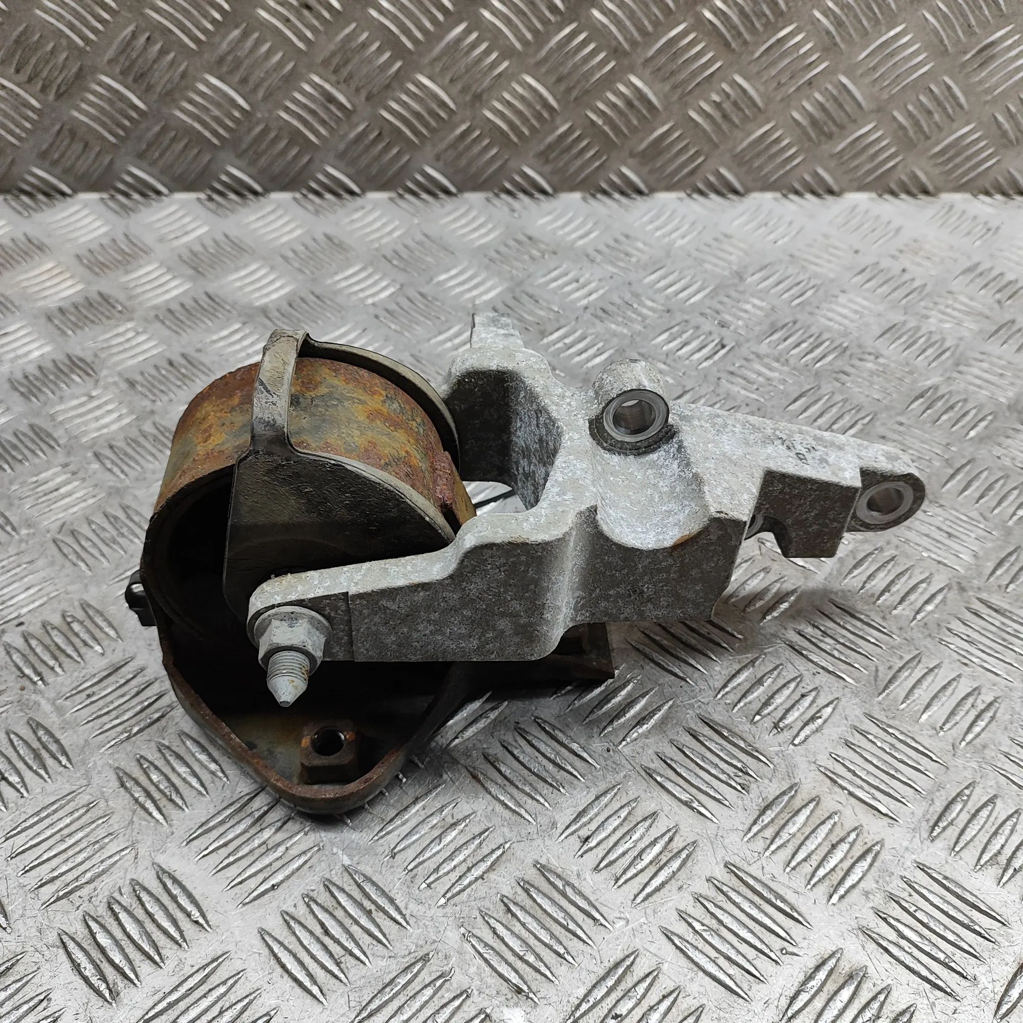 Kia Soul Engine Mount rear Engine Mount rear — KIA SOUL (II PS) (2014-2018...