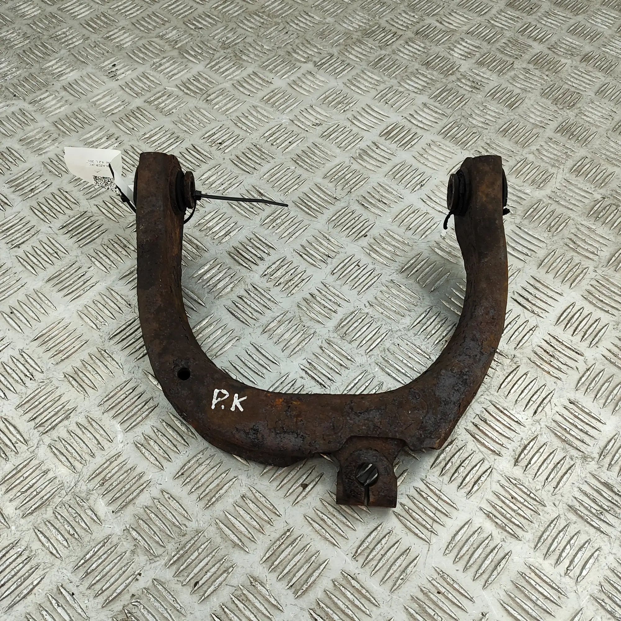 Chevrolet TrailBlazer Front Left Upper Control Arm Front Left Upper Control Arm — CHEVROLET TRAILB...
