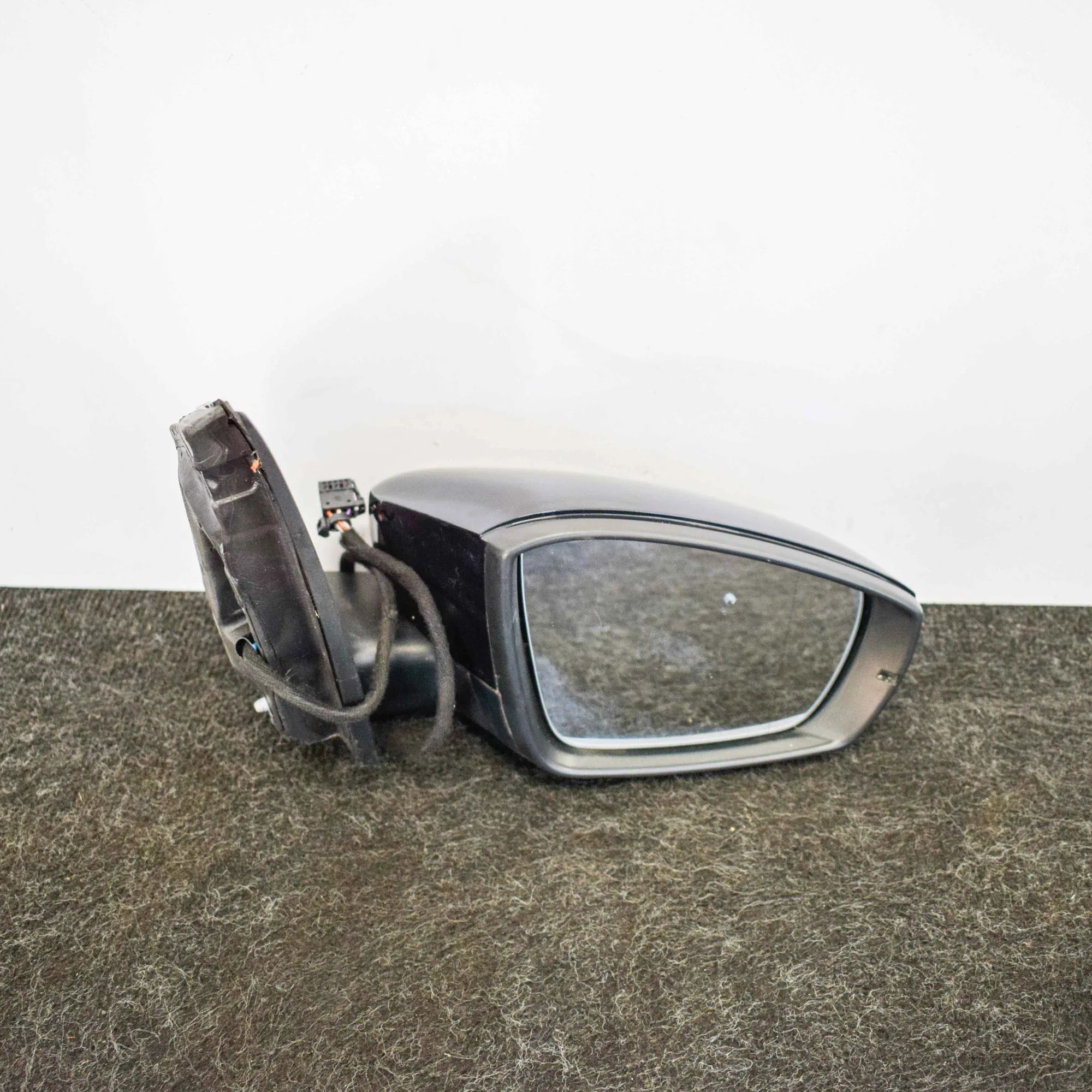 Volkswagen Polo Right Side Wing Mirror Right Side Wing Mirror — VW POLO (6R, 6C) (2009...