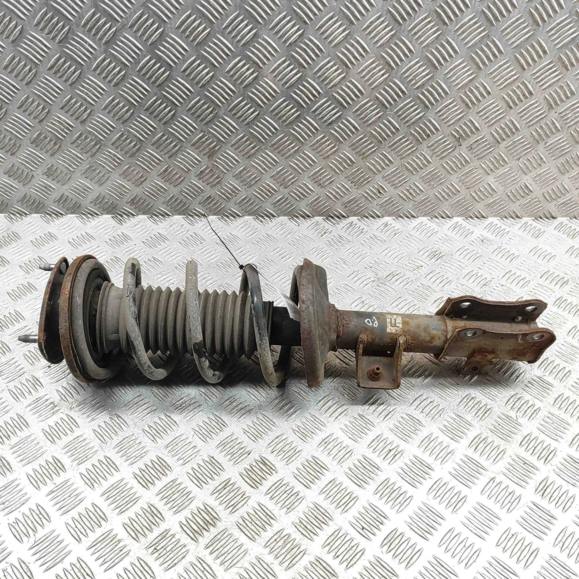 Suzuki Grand Vitara Shock absorber — front right Shock absorber — front right — SUZUKI GRAND (VI...