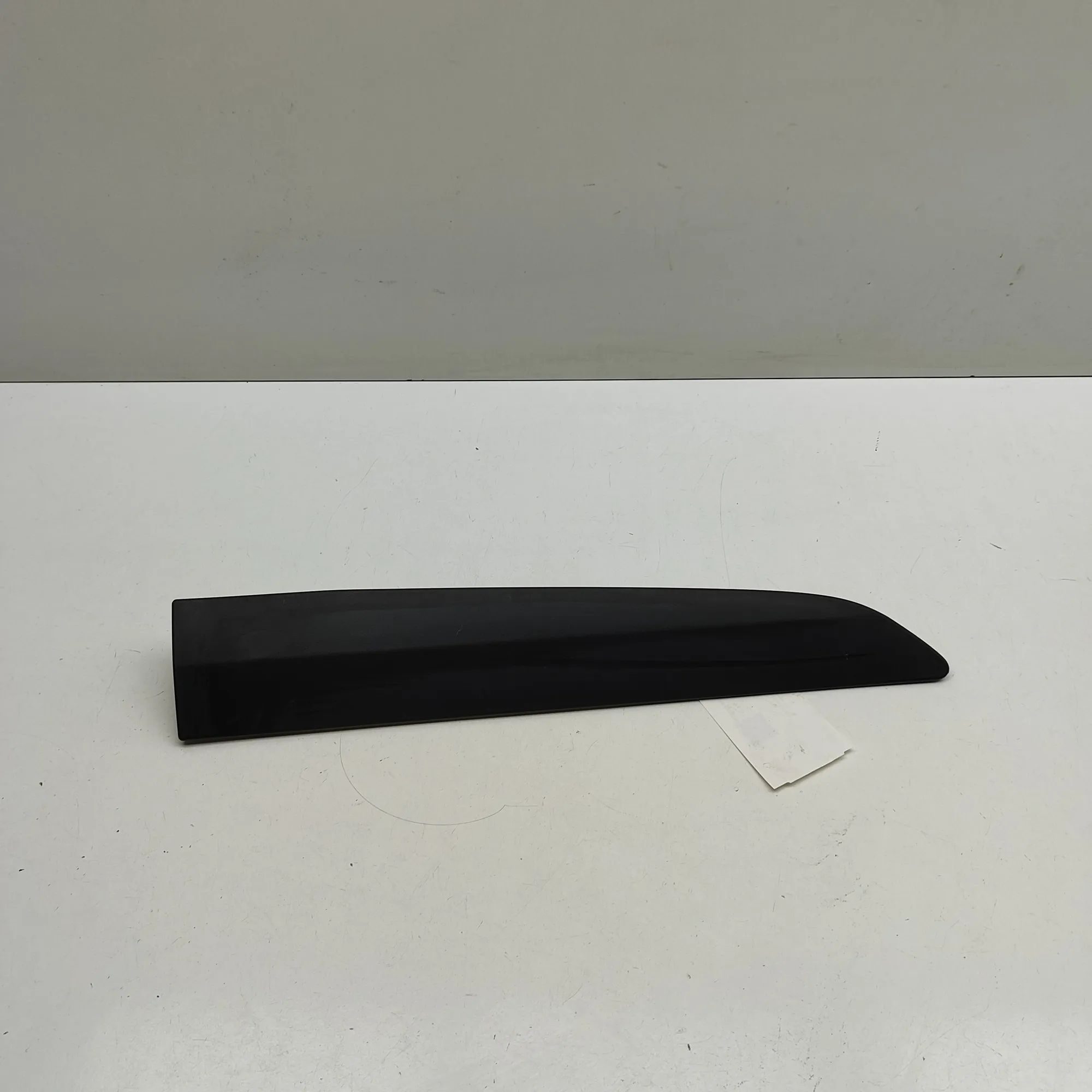Ford Transit Connect / Tourneo Connect Fender moulding — rear right Fender moulding — rear right — FORD TRANSIT (CO...