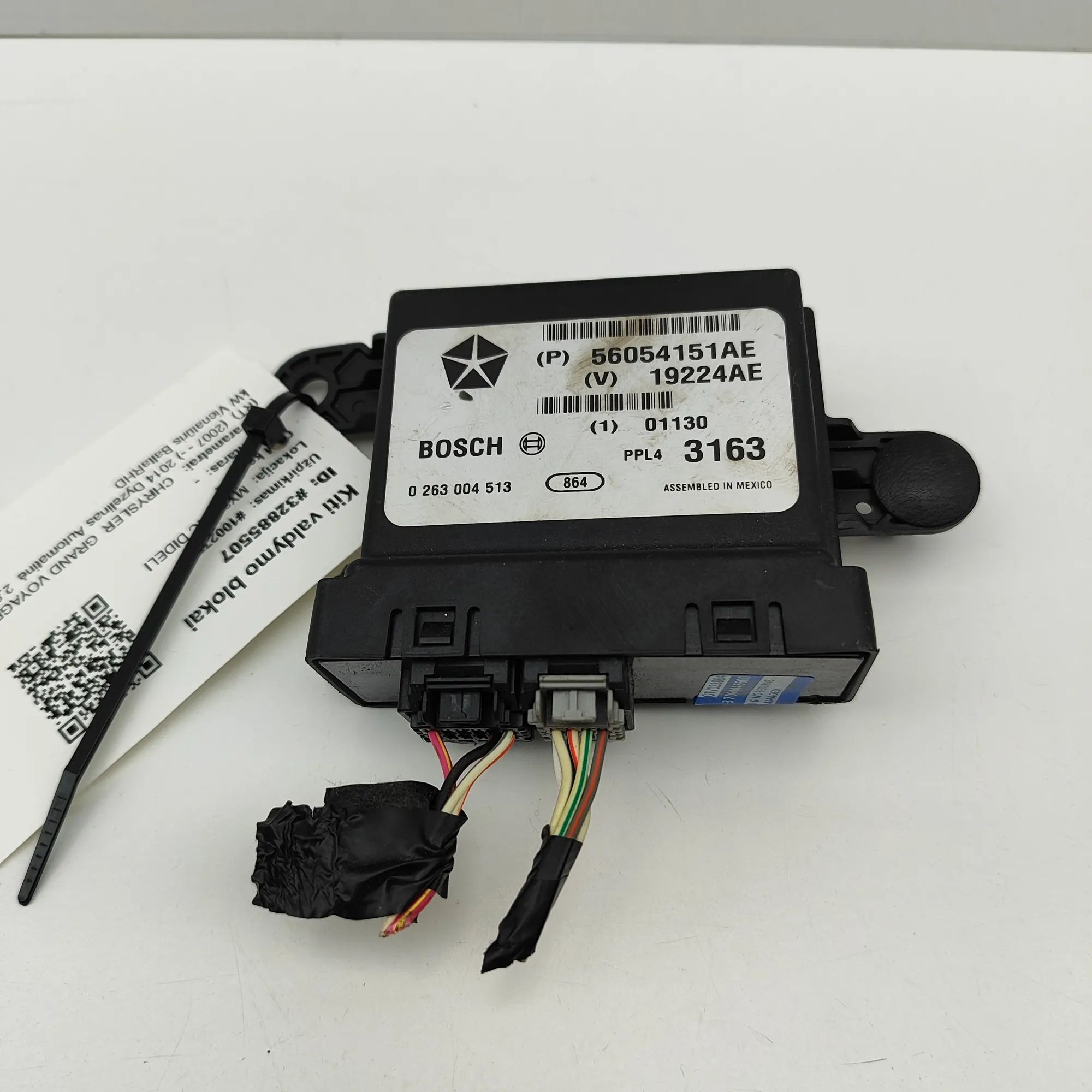 Chrysler Grand Voyager / Town & Country PDC Parking Sensor Control Unit PDC Parking Sensor Control Unit — CHRYSLER GRAN...