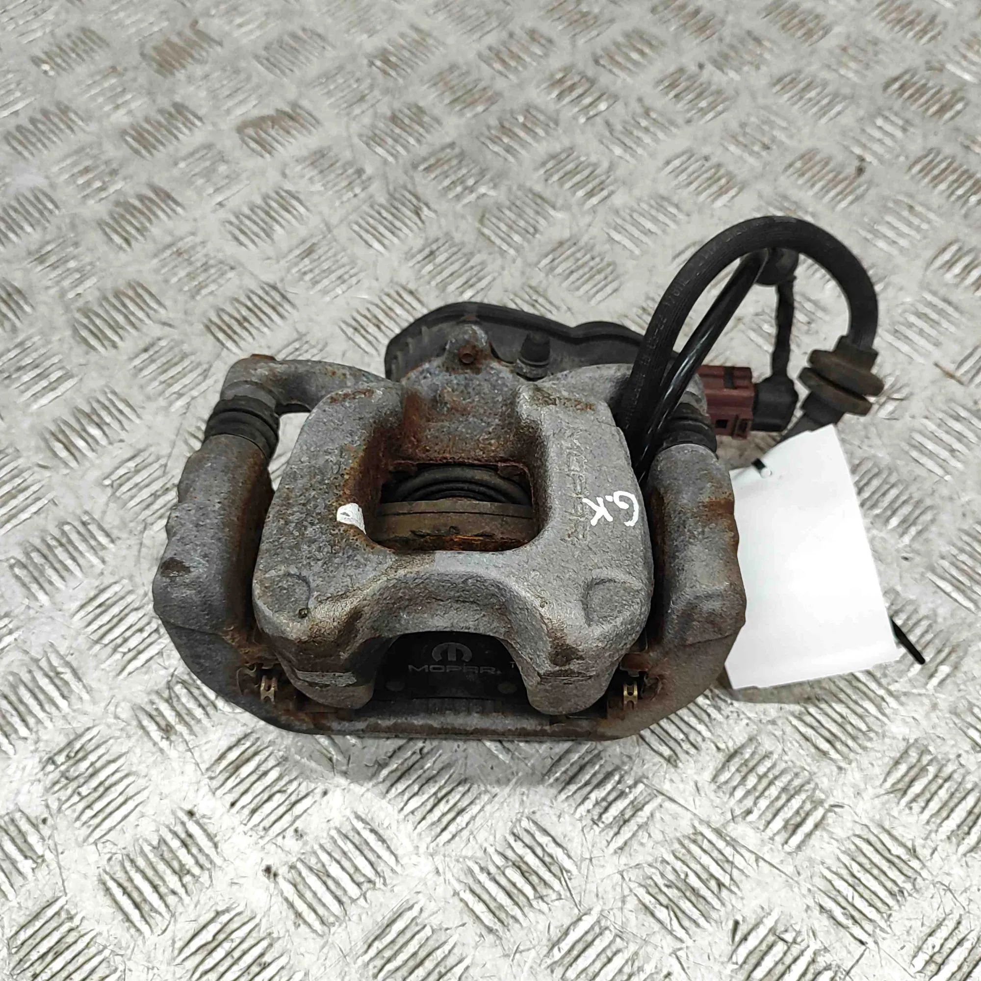 Jeep Renegade Brake caliper — rear left Brake caliper — rear left — JEEP RENEGADE (Off-...