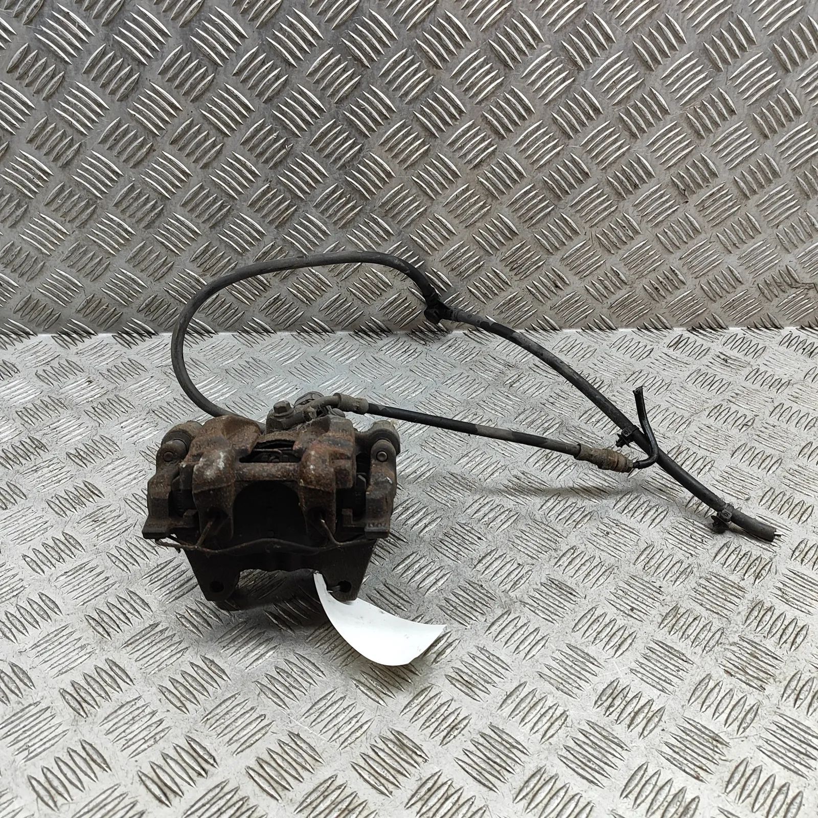 Skoda Kodiaq Brake caliper — rear left Brake caliper — rear left — SKODA KODIAQ (NS7) ...