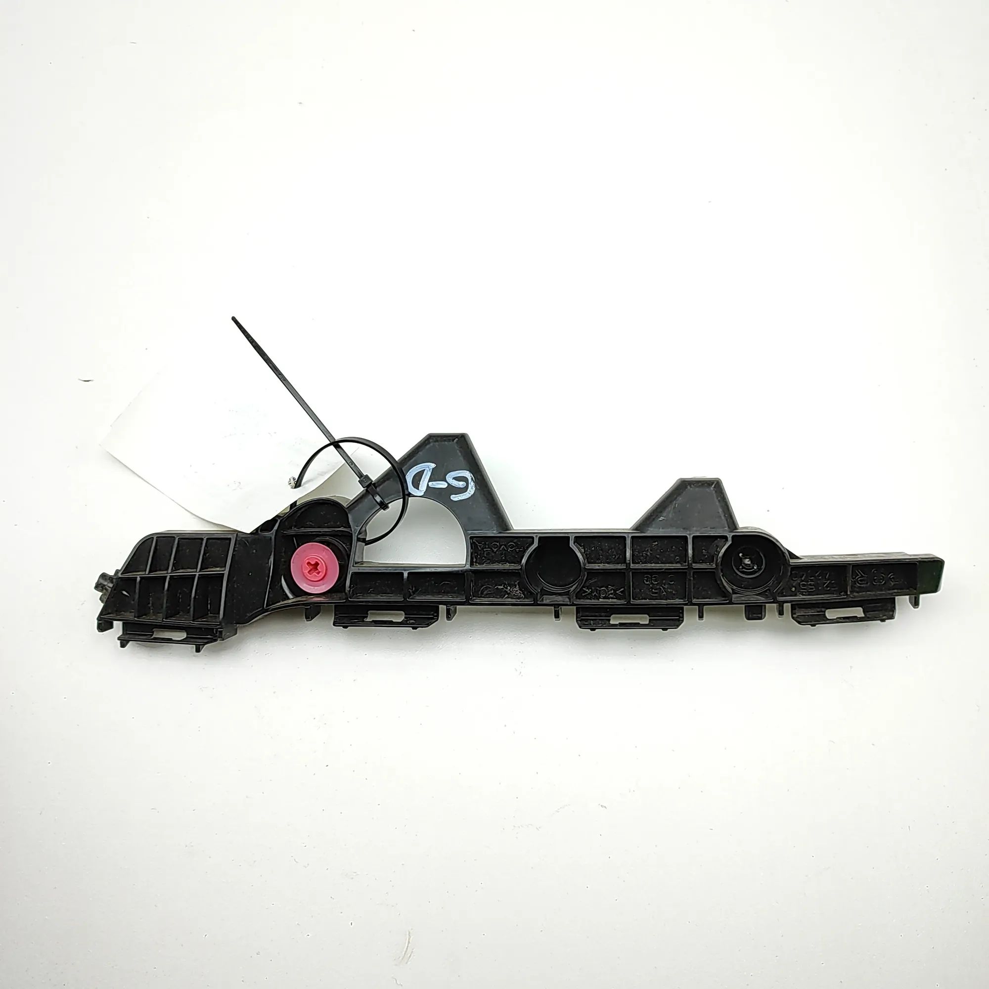 Toyota RAV4 (XA40) Rear Right Bumper Bracket Rear Right Bumper Bracket — TOYOTA RAV (4 IV _A...