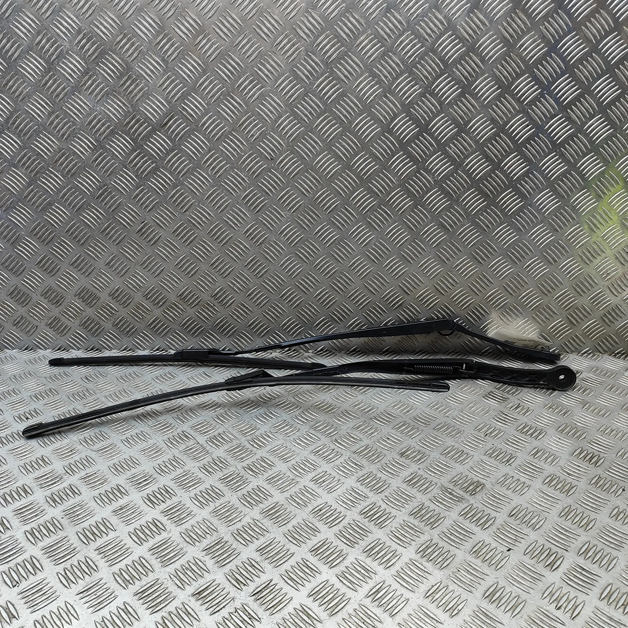 BMW X3 / iX3 (G01) Front Wiper Arms Front Wiper Arms — BMW X3 (G01, F97) (2017-...)...