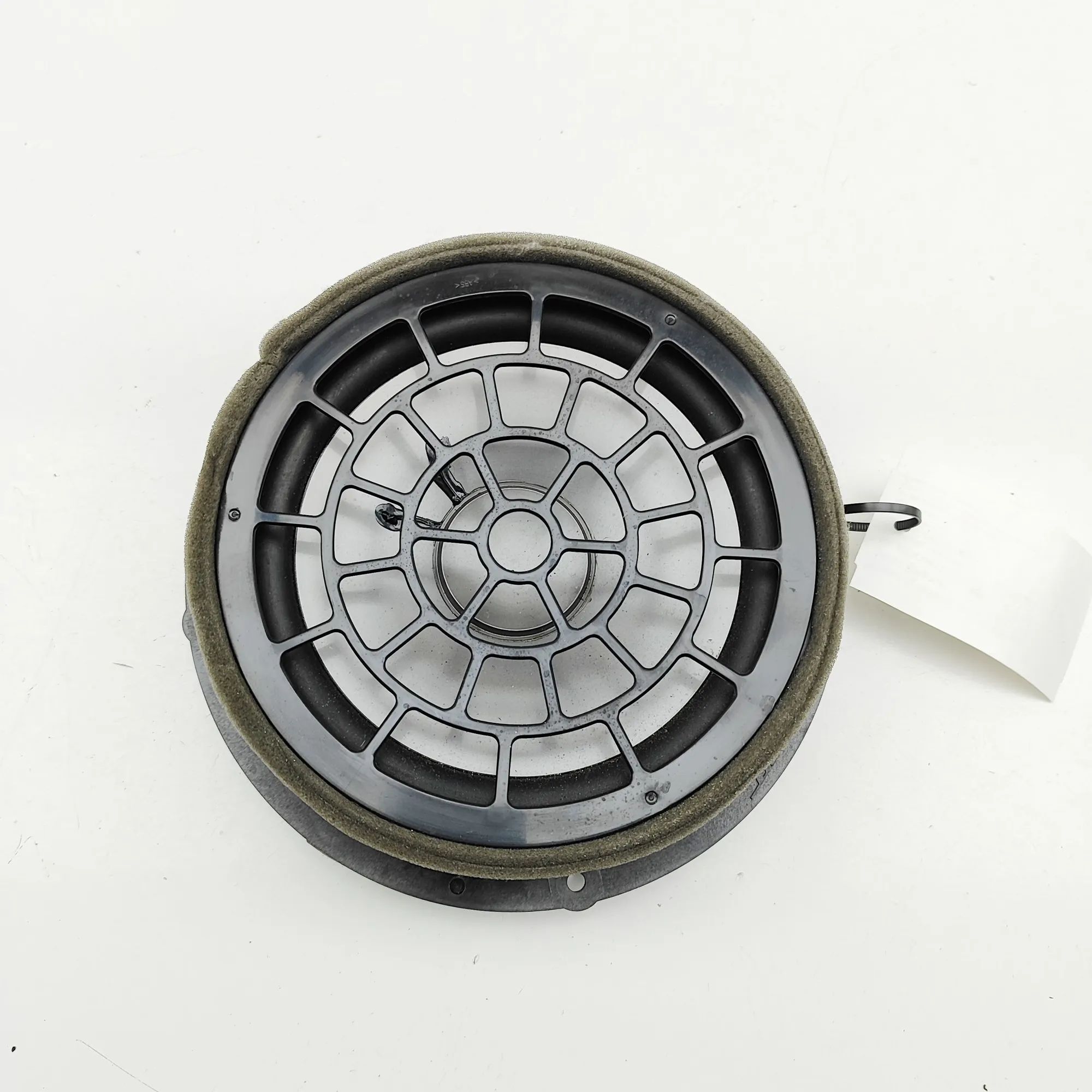 Audi Q3 (8U) Front Right Door Speaker Front Right Door Speaker — AUDI Q3 (8U) (2011-2...