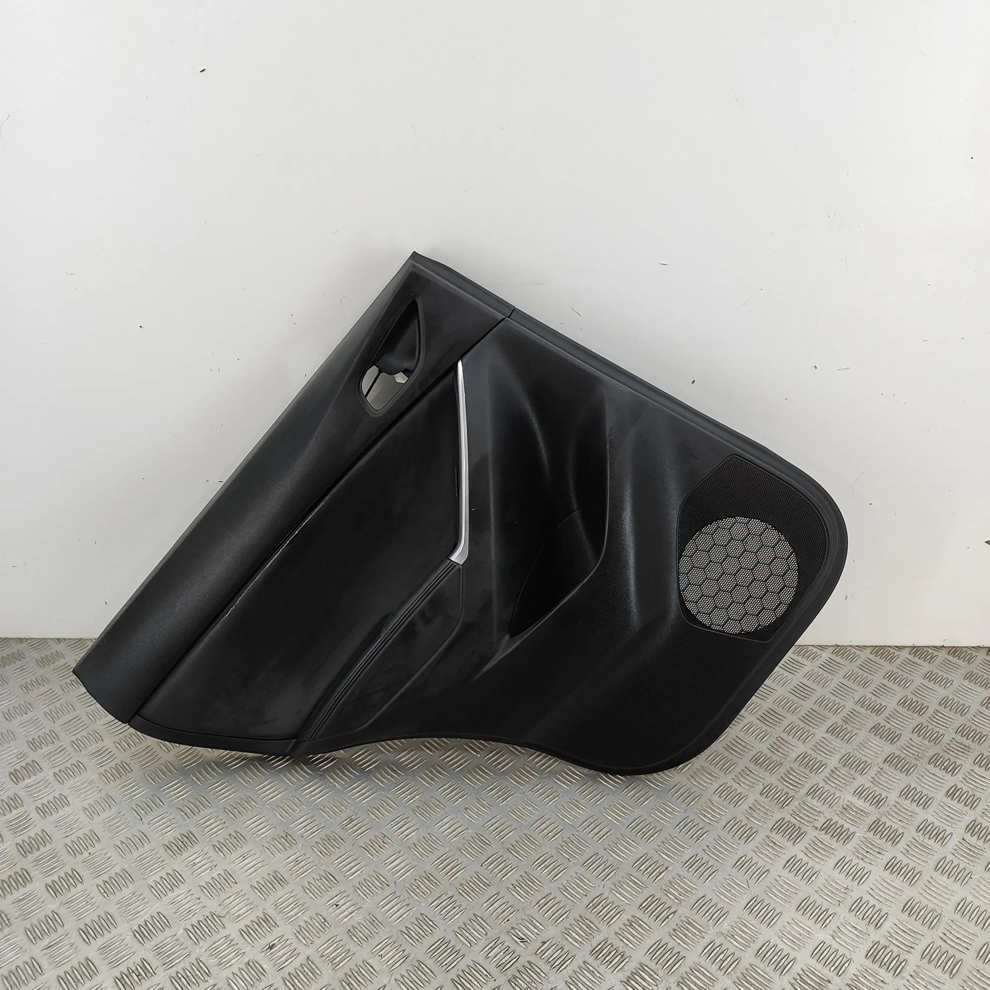 Mazda CX-5 (KE) Rear Left Door Panel Rear Left Door Panel — MAZDA CX-5 (KE, GH) (201...