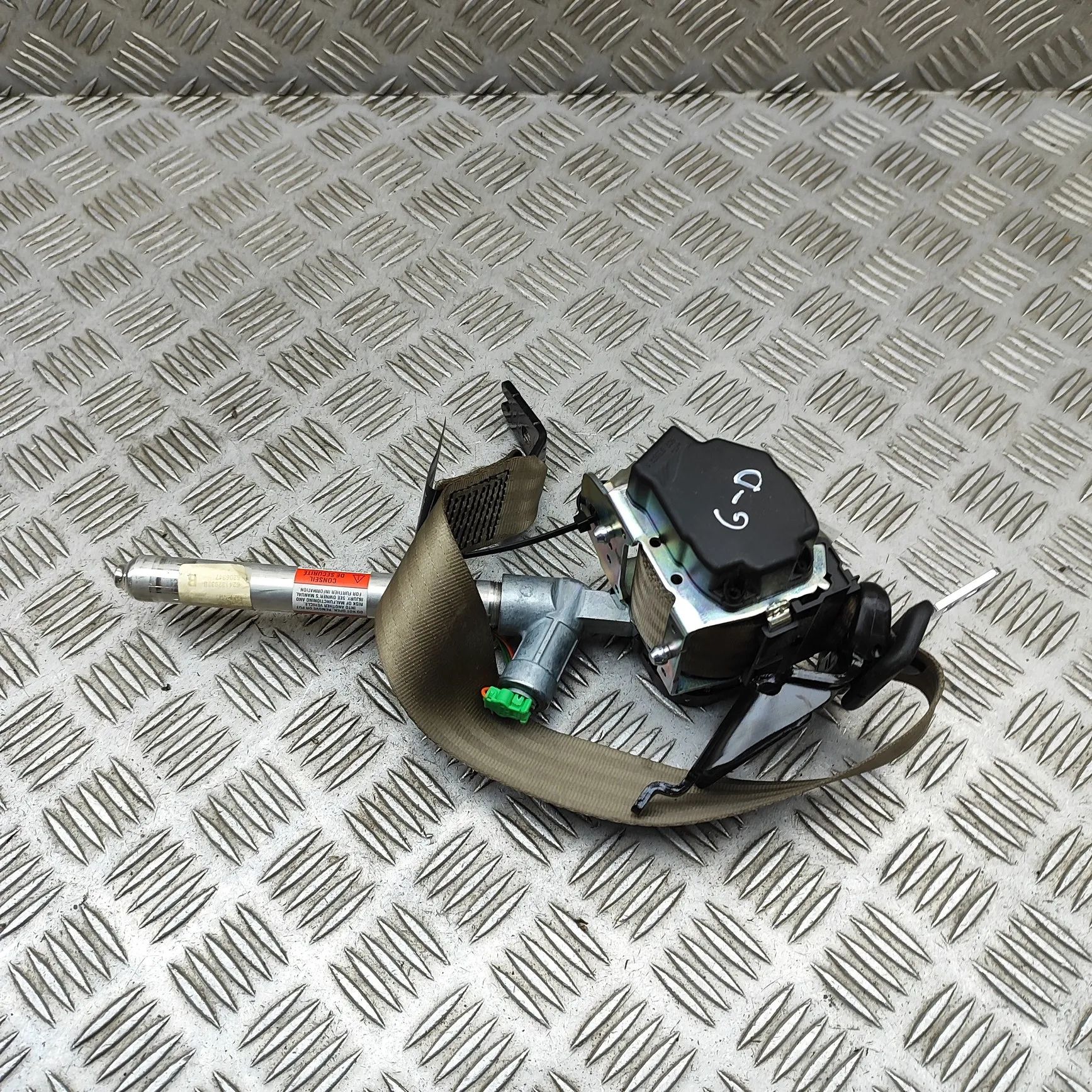 Volvo V70 Rear Right Seatbelt Rear Right Seatbelt — VOLVO V70 (III BW) (2007-...