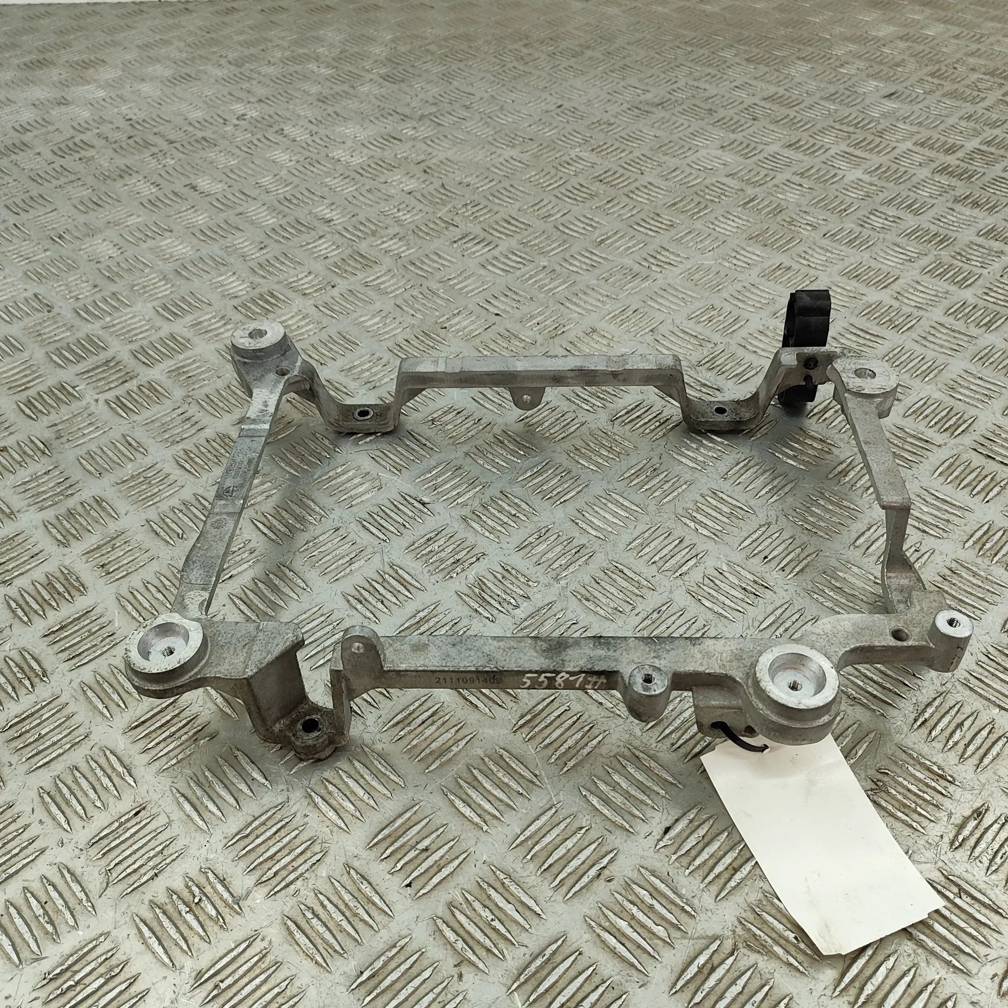 Volvo XC40 / EX40 Other Body Parts